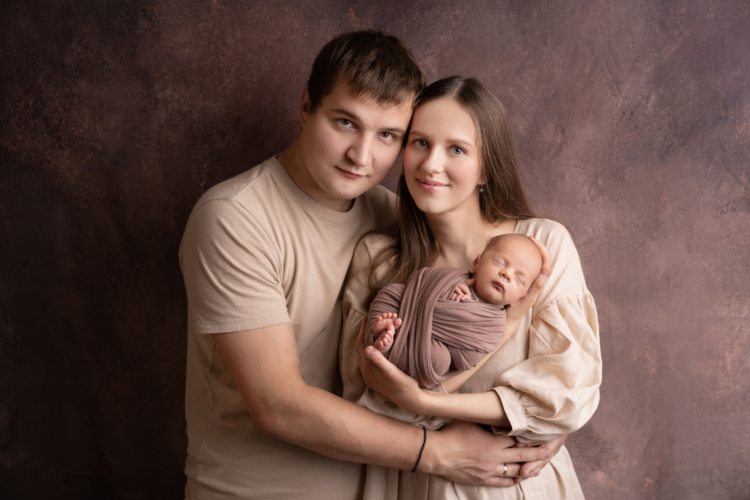 Семейные фотосессии с новорожденными | Трогательные кадры малышей и их близких в Москве и МО. Фотосессия новорожденных в Москве и Московской области | Профессиональный фотограф newborn — Татьяна Иванова