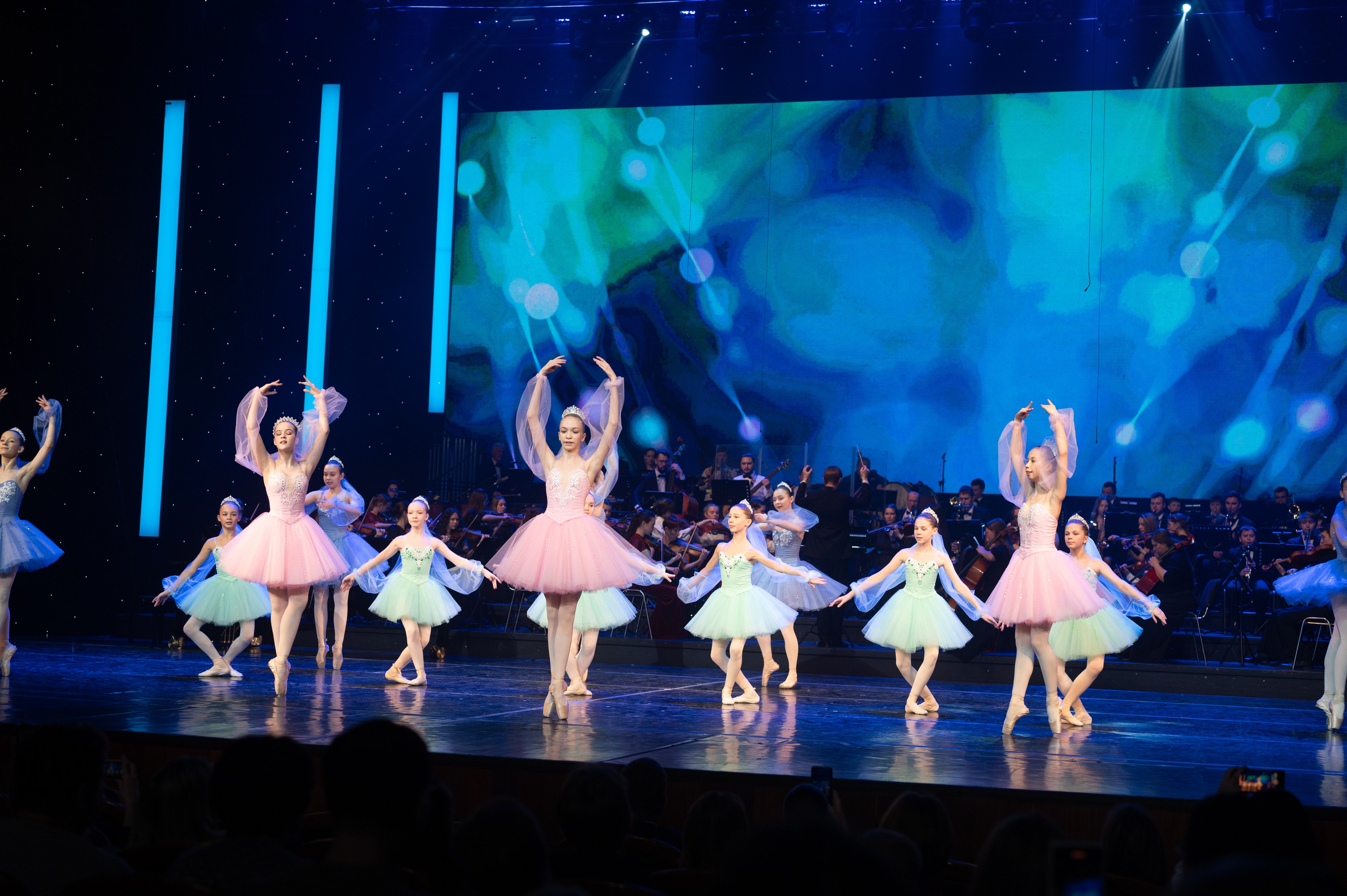 Отчетный концерт ДШИ «Гармония» «Зимняя гармония». Фотограф новорожденных, семейный детский в Тюмени Татьяна Морозова