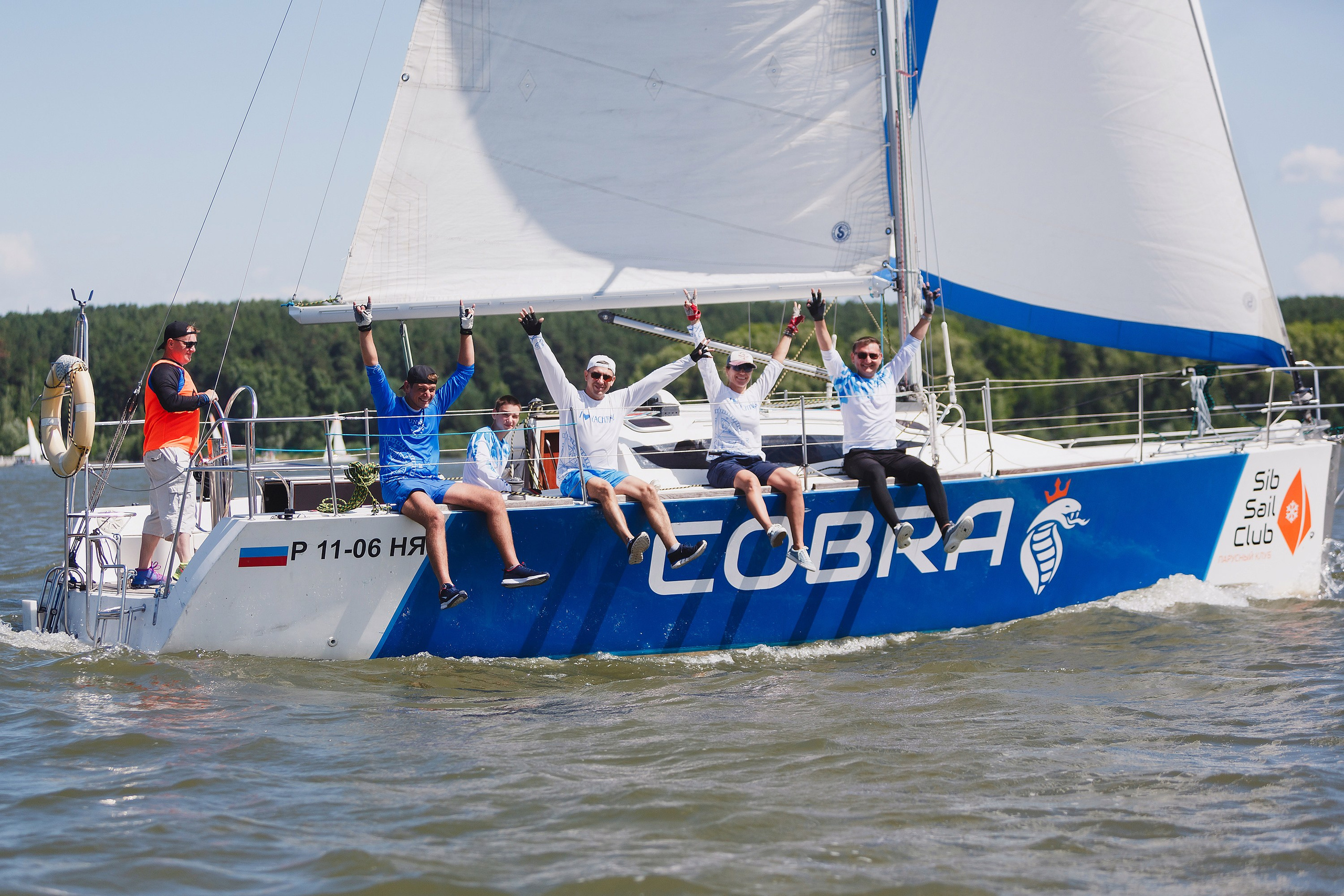 ЯХТИНГ. Roman Photo