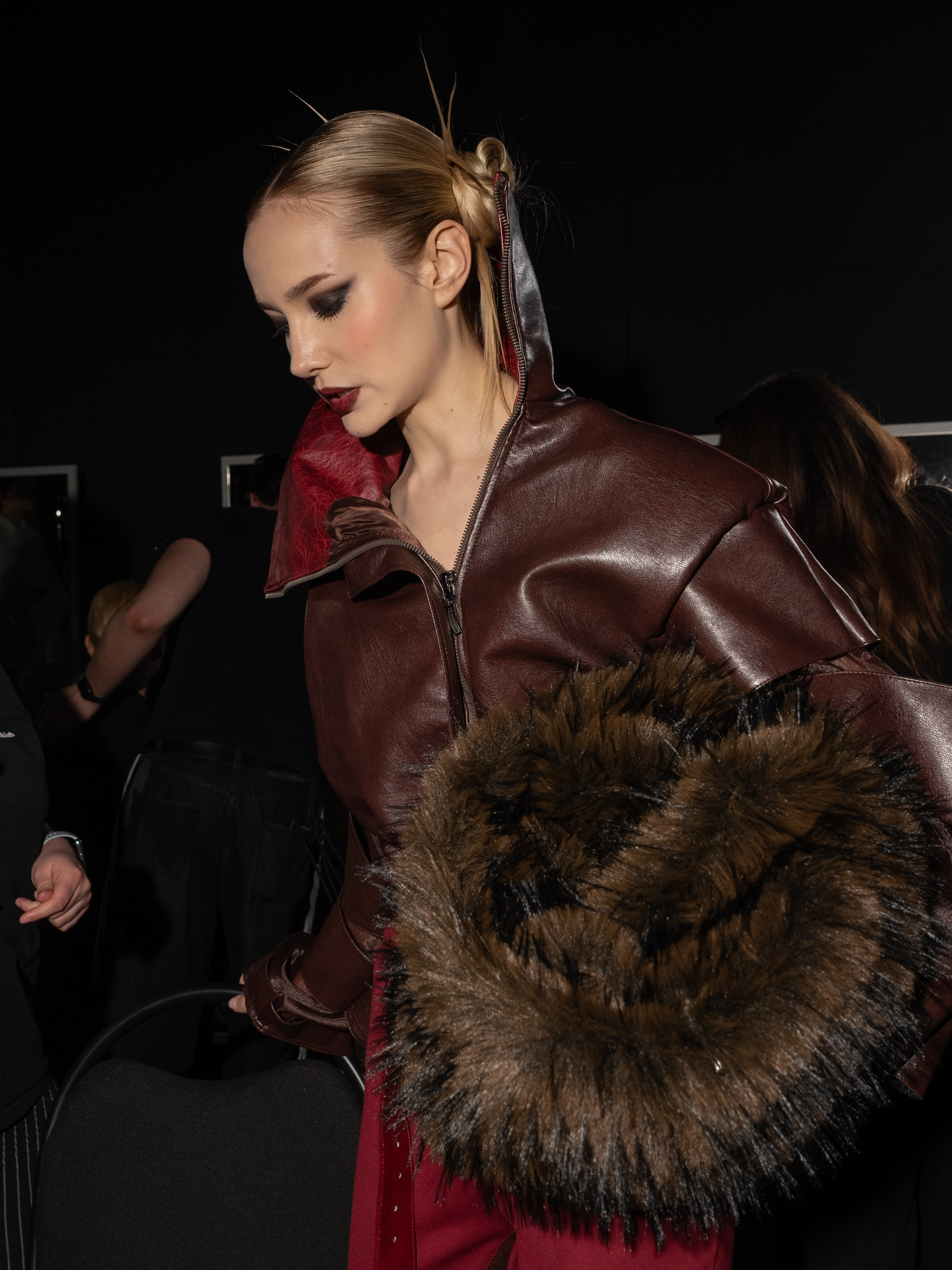 Visa Fashion week Almaty Backstage Day 3. Сайт Алматинского НЮ АРТ, будуар и фэшн фотографа Дениса Карпенко