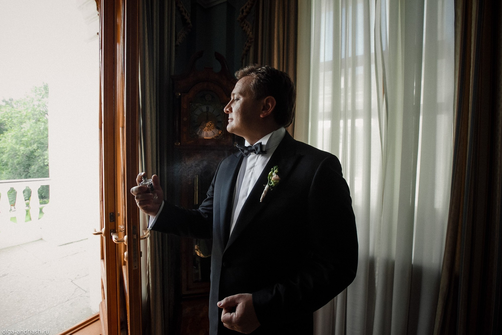 Вечерняя выездная регистрация. Семейный, портретный и свадебный фотограф в Санкт-Петербурге и Москве