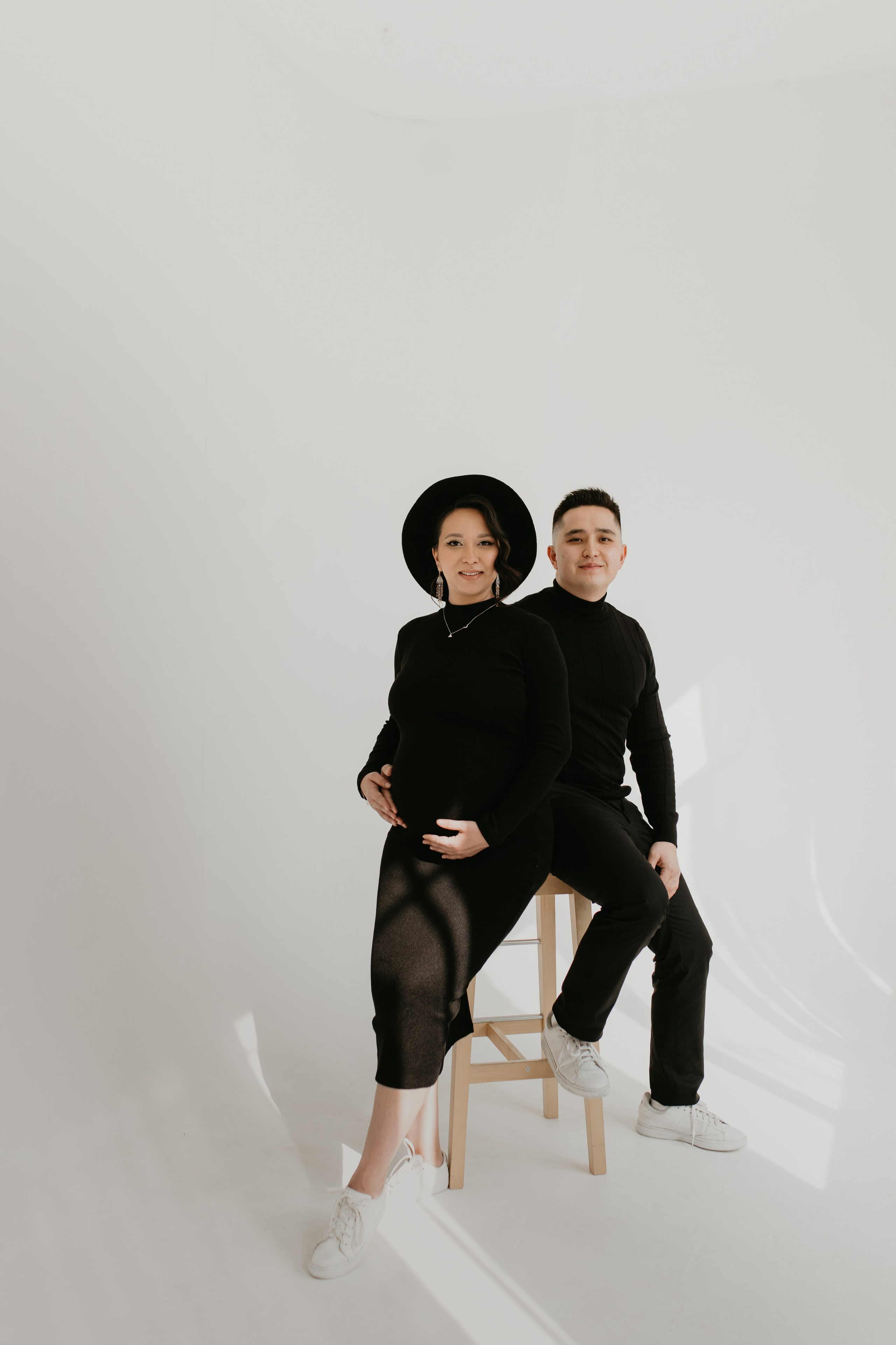 В ожидании Чуда. Свадебный и семейный фотограф в Алматы Laura Dosmann