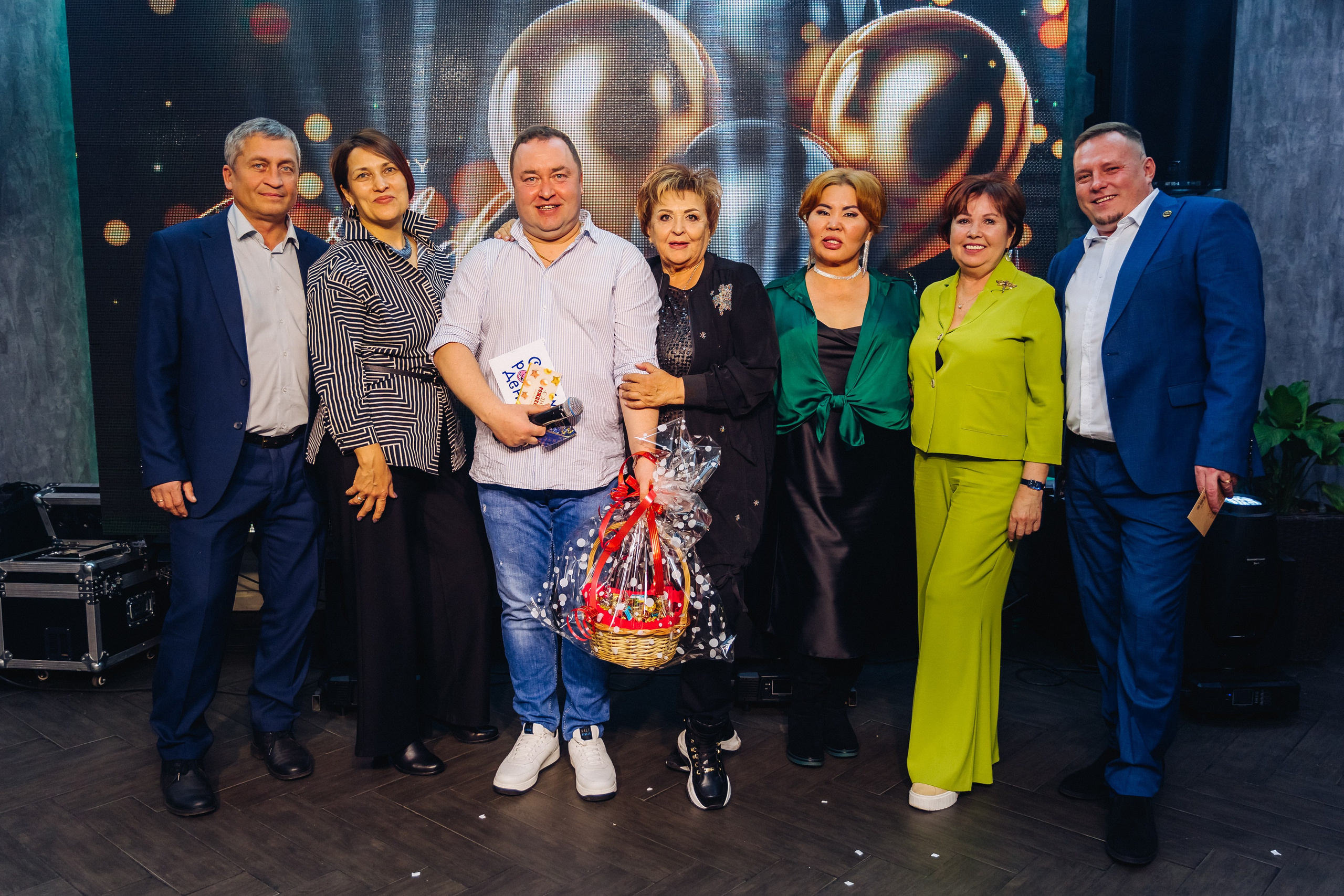 Юбилей в ресторане Вояж. Свадебный и семейный фотограф в Улан-Удэ