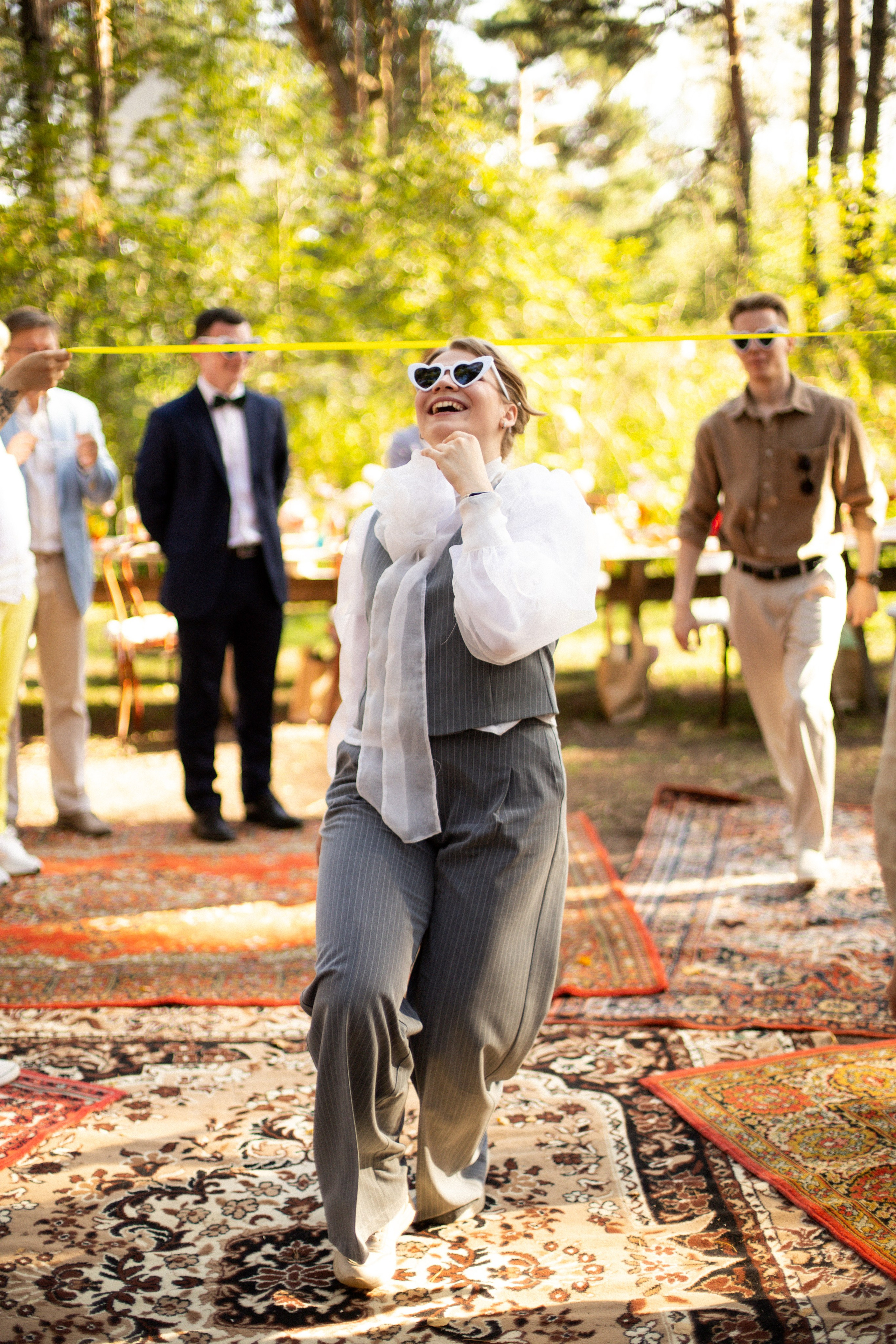 Корги свадьба в сосновом лесу. Фотограф Москва Жуковский Раменское