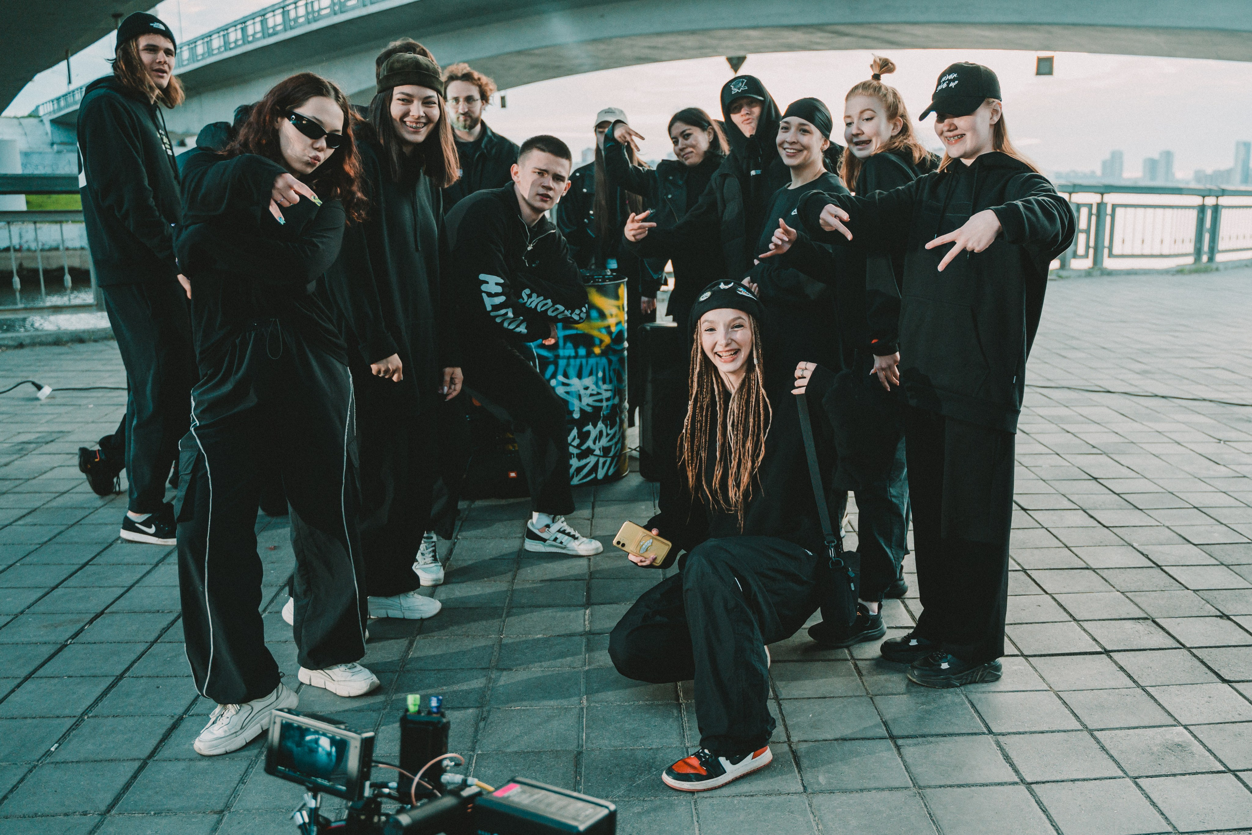 Бэкстейдж съемок клипа «Шулай». Главная