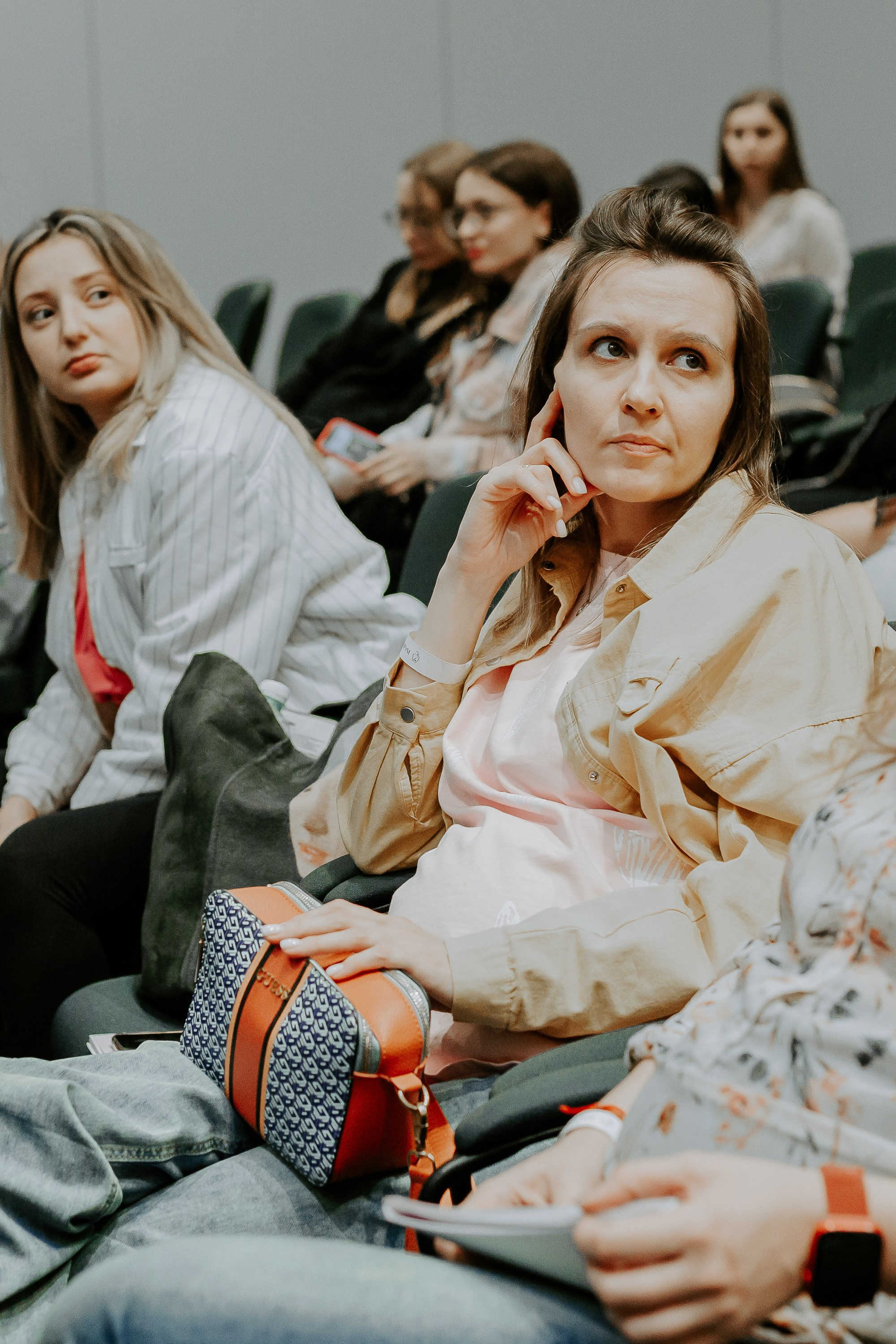 Уральский беременный форум 2024. Фотограф в Челябинске Ополихина Анна