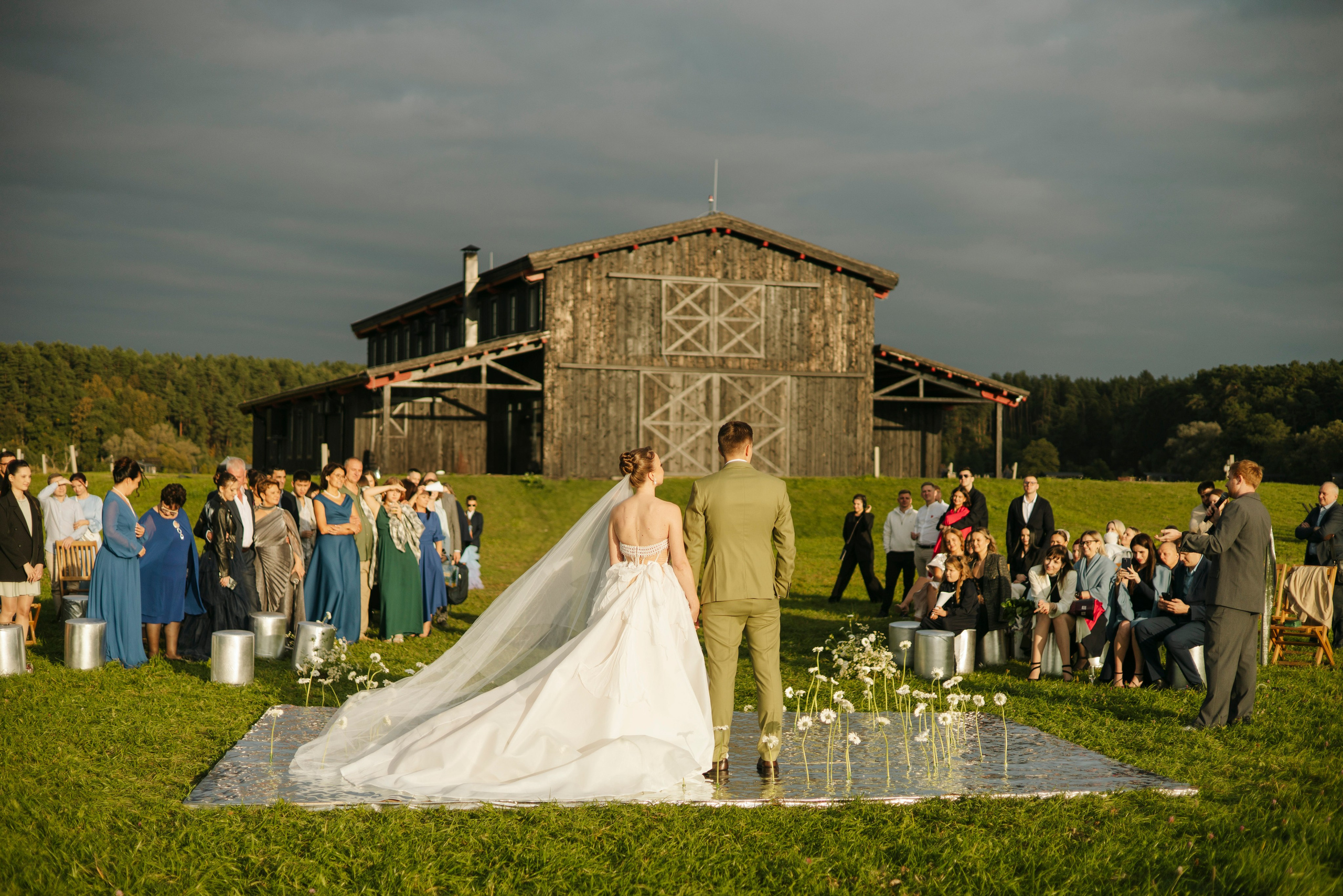 Артём и Вероника pine river. Nikolpinhasova