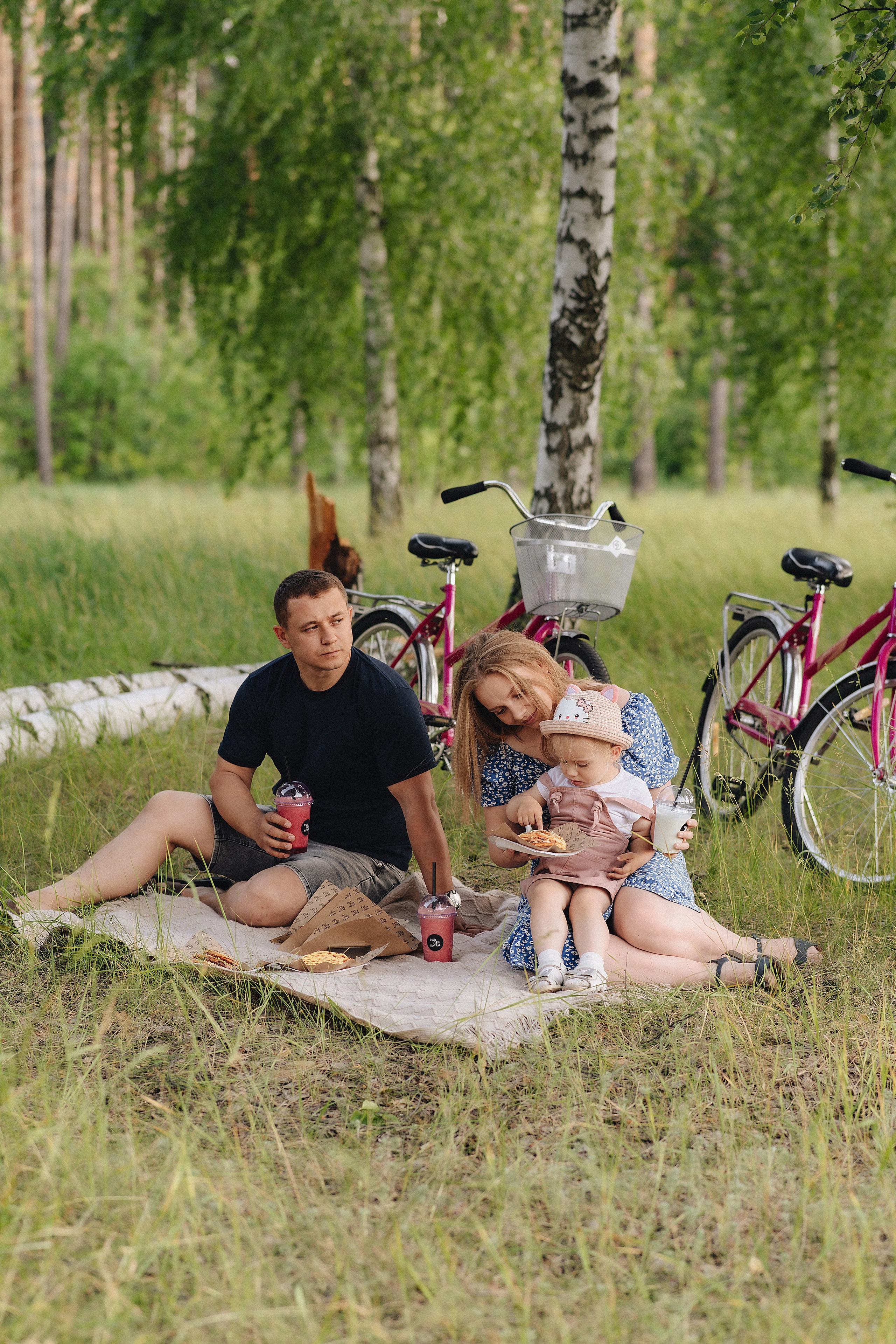 Семейная прогулка | Съемка для кофейни. Фотограф Карина Шмулёва. Воронеж и область