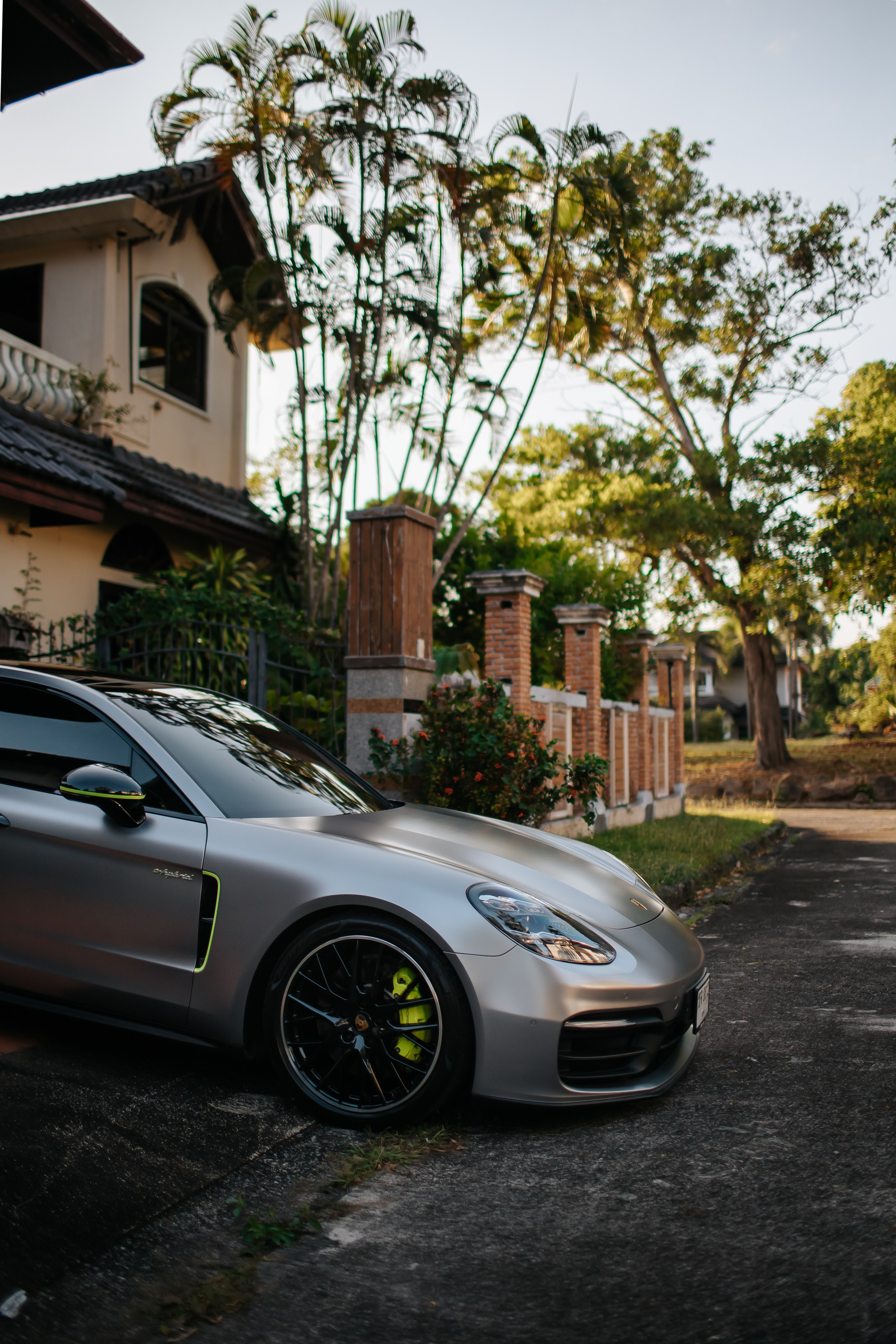 Porsche Panamera. Фотограф в на Пхукете Сергей Войлоков