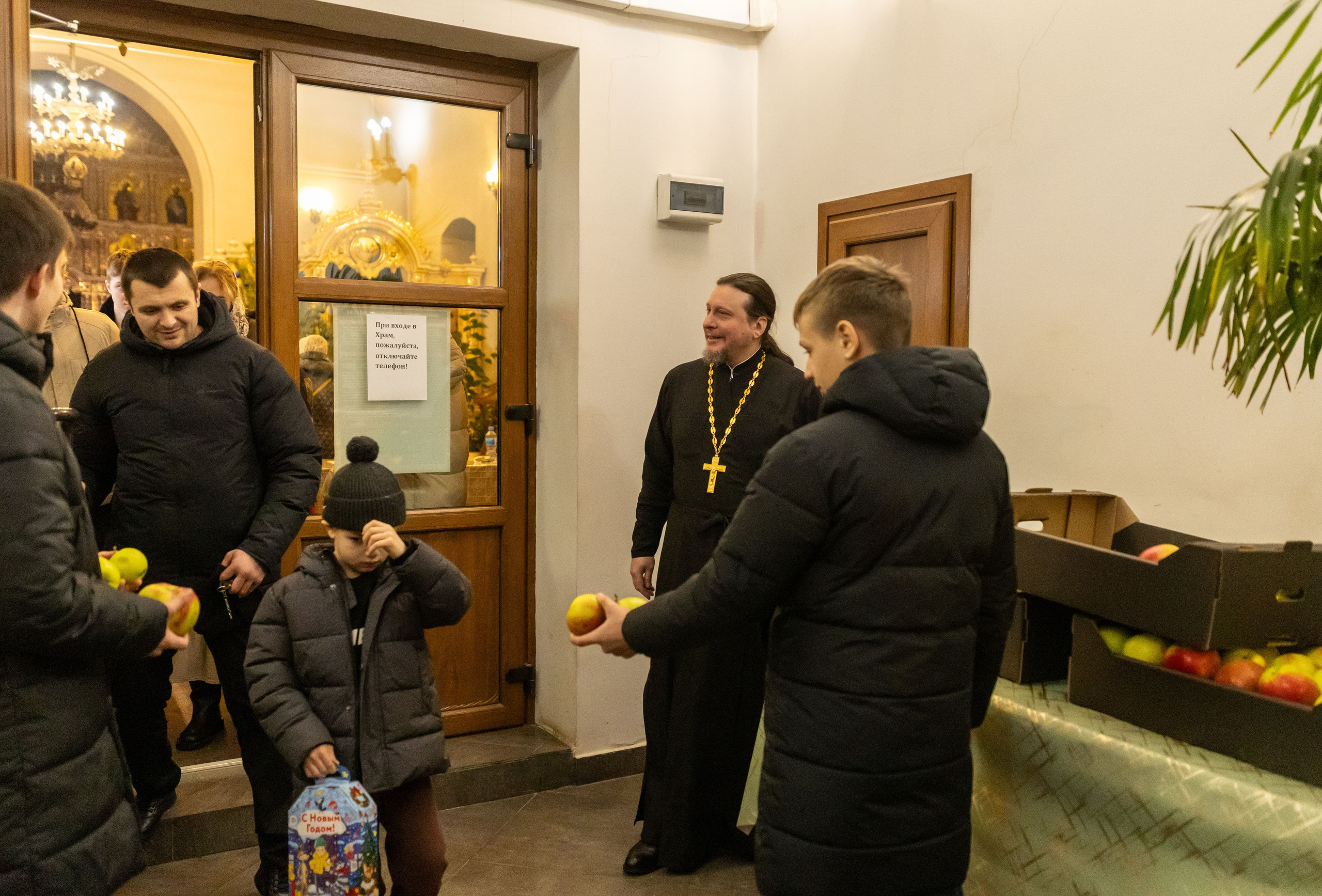 Рождество Владимирский храм с Красное. Семейный и детский фотограф Анна Петракова