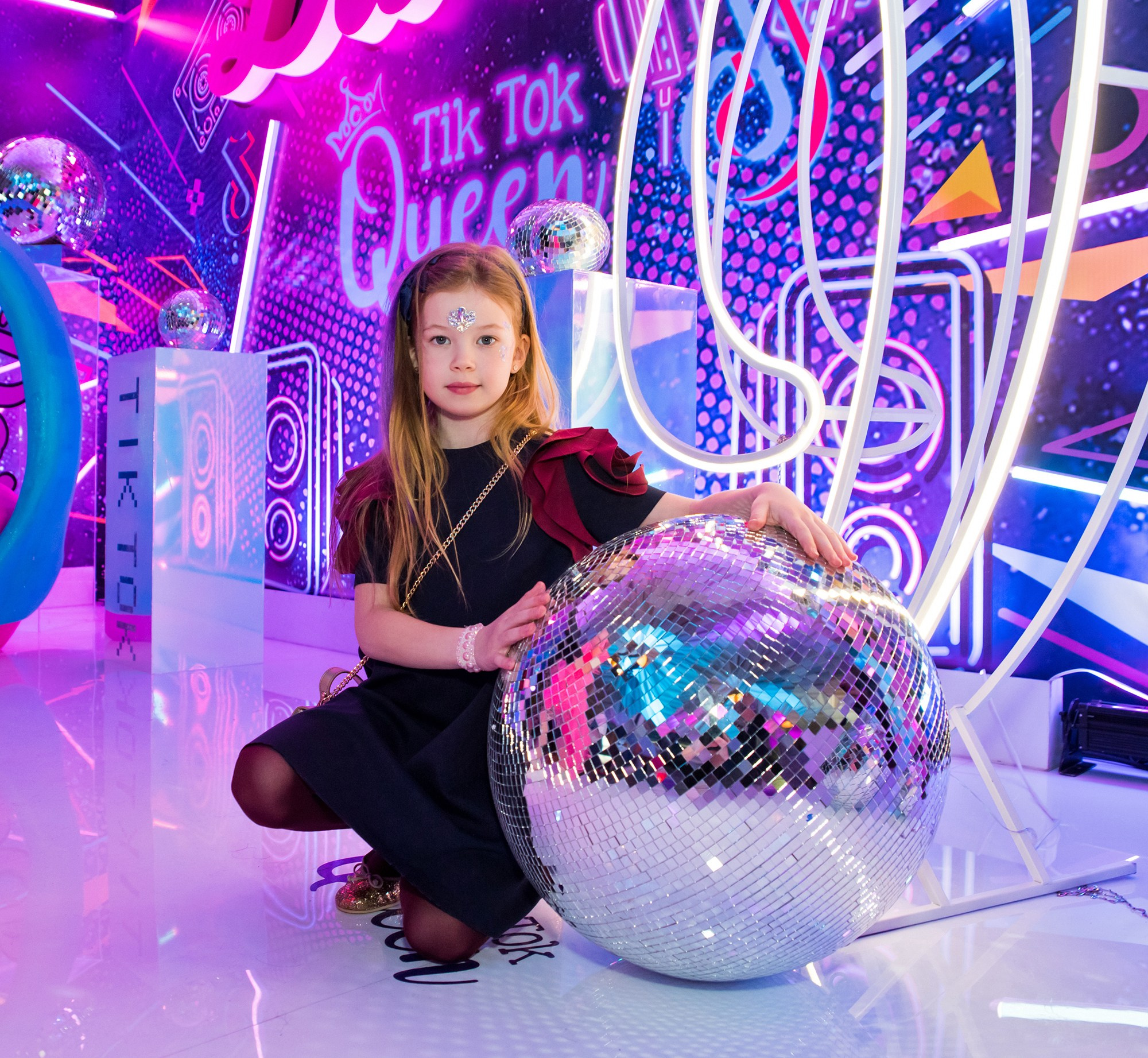 Детский праздник. Anzhina1.wfolio.pro