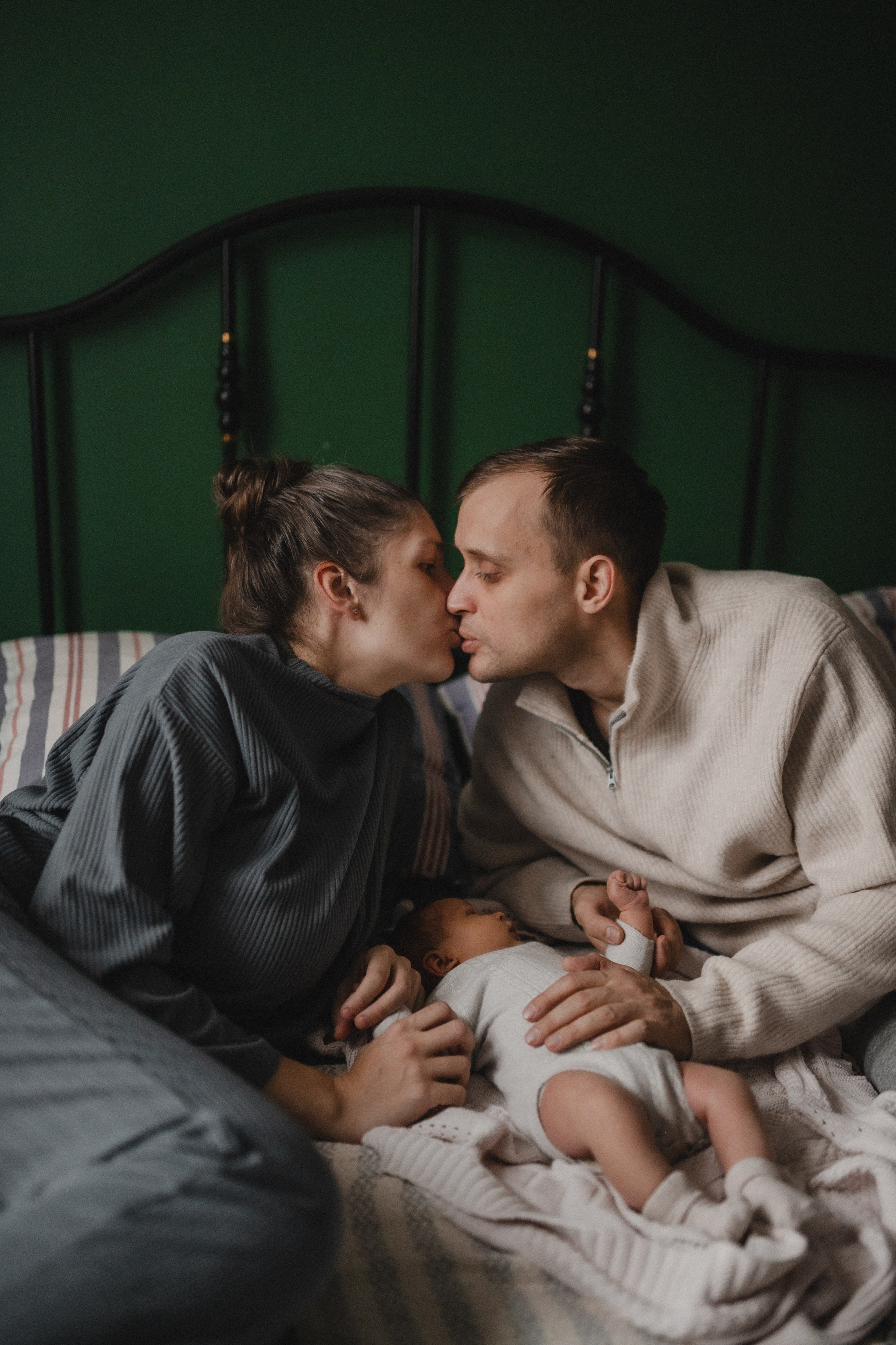 Дима, Нелли, Марк, Нина и Кира дома. Семейный и свадебный lifestyle-фотограф в Москве Мария Петрова