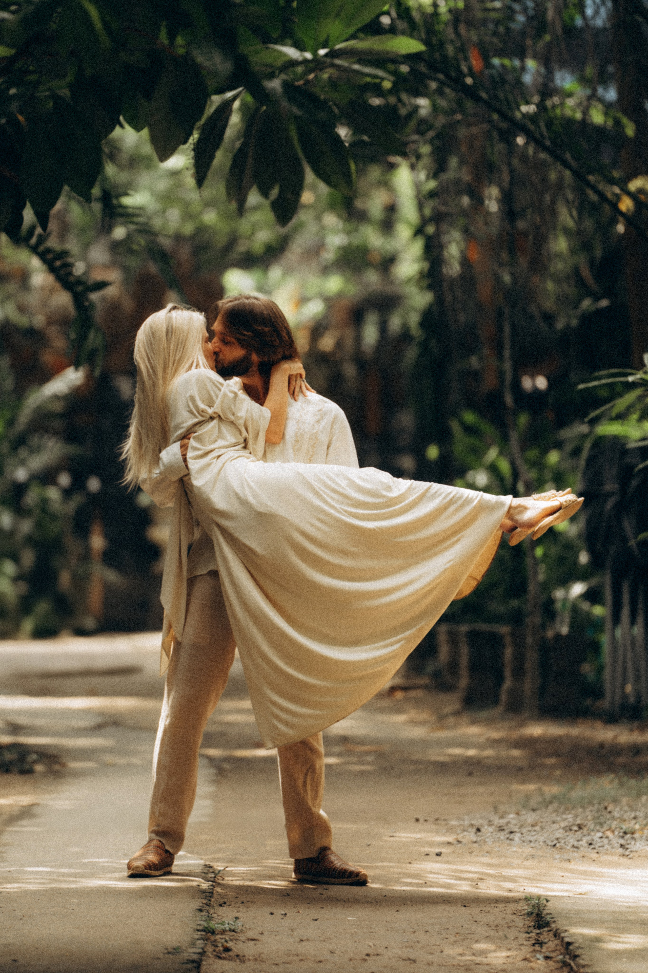 About love. Photographer in Koh Samui | Olga Krasikova