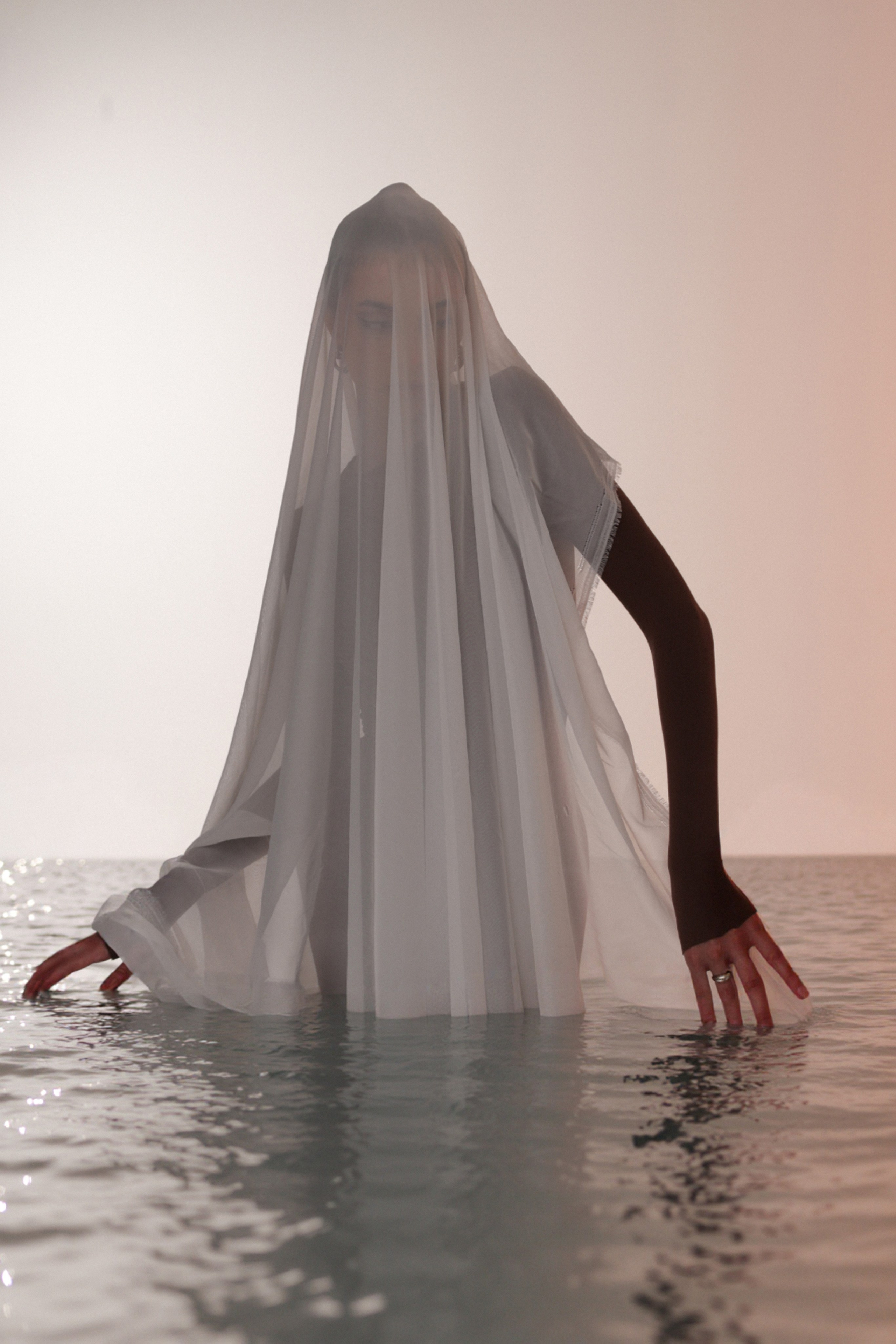 Студийные фотосессии. Контент фотограф в Москве