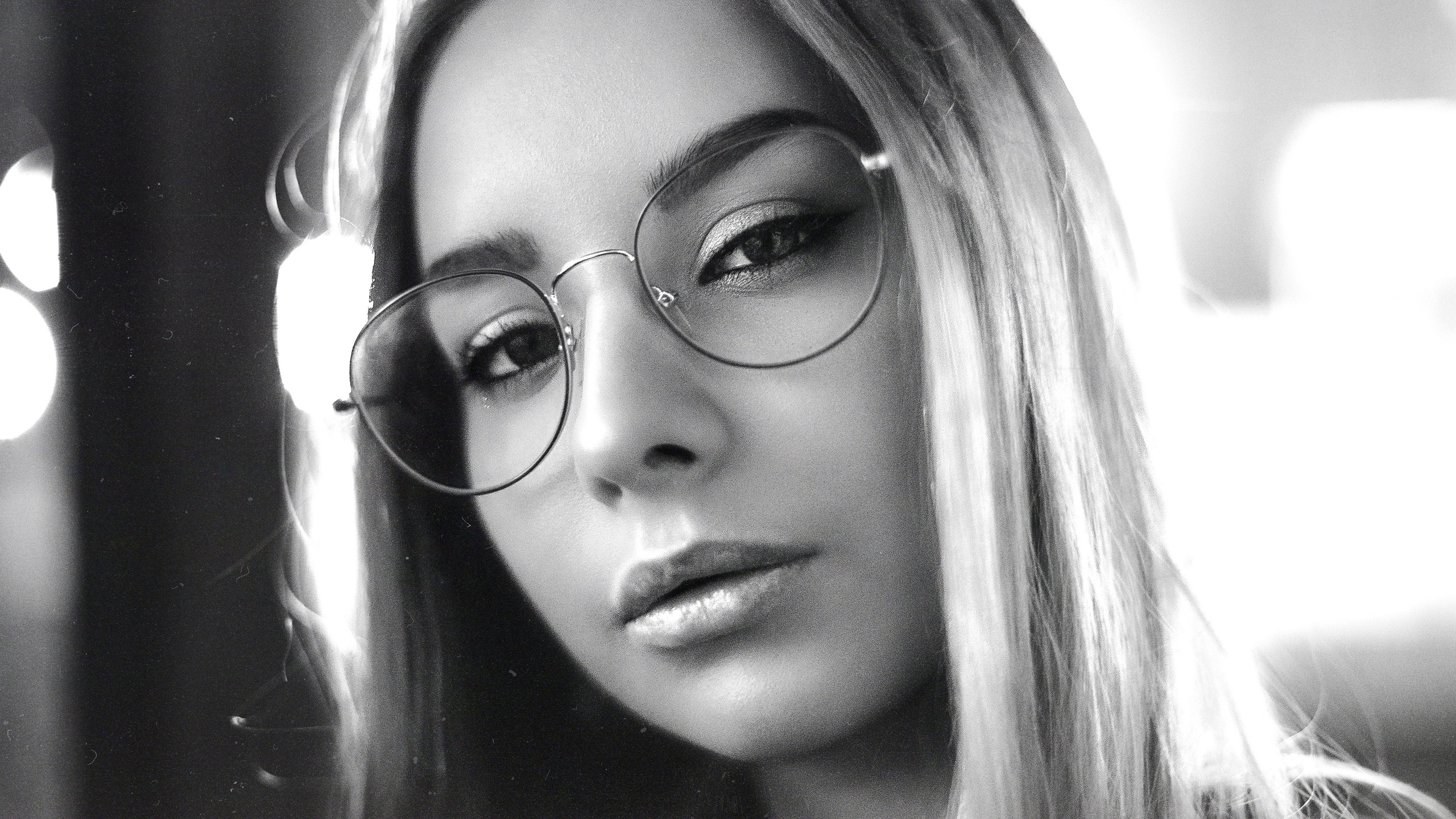 P o r t r a i t. Your photographer