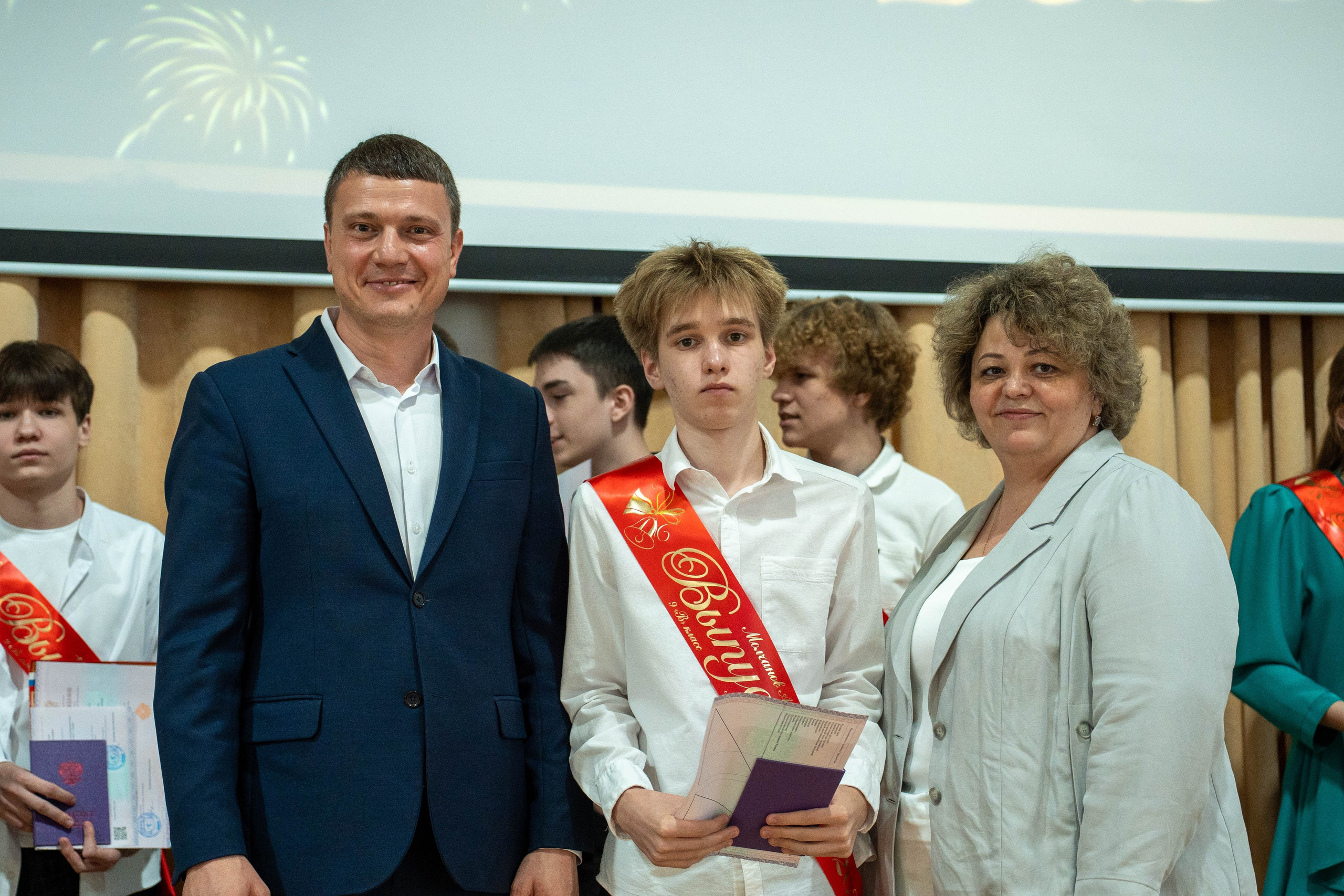 Выпускной 26.06.2026. Коммерческий и художественный фотограф и видеограф в Москве Арсений Тургенев