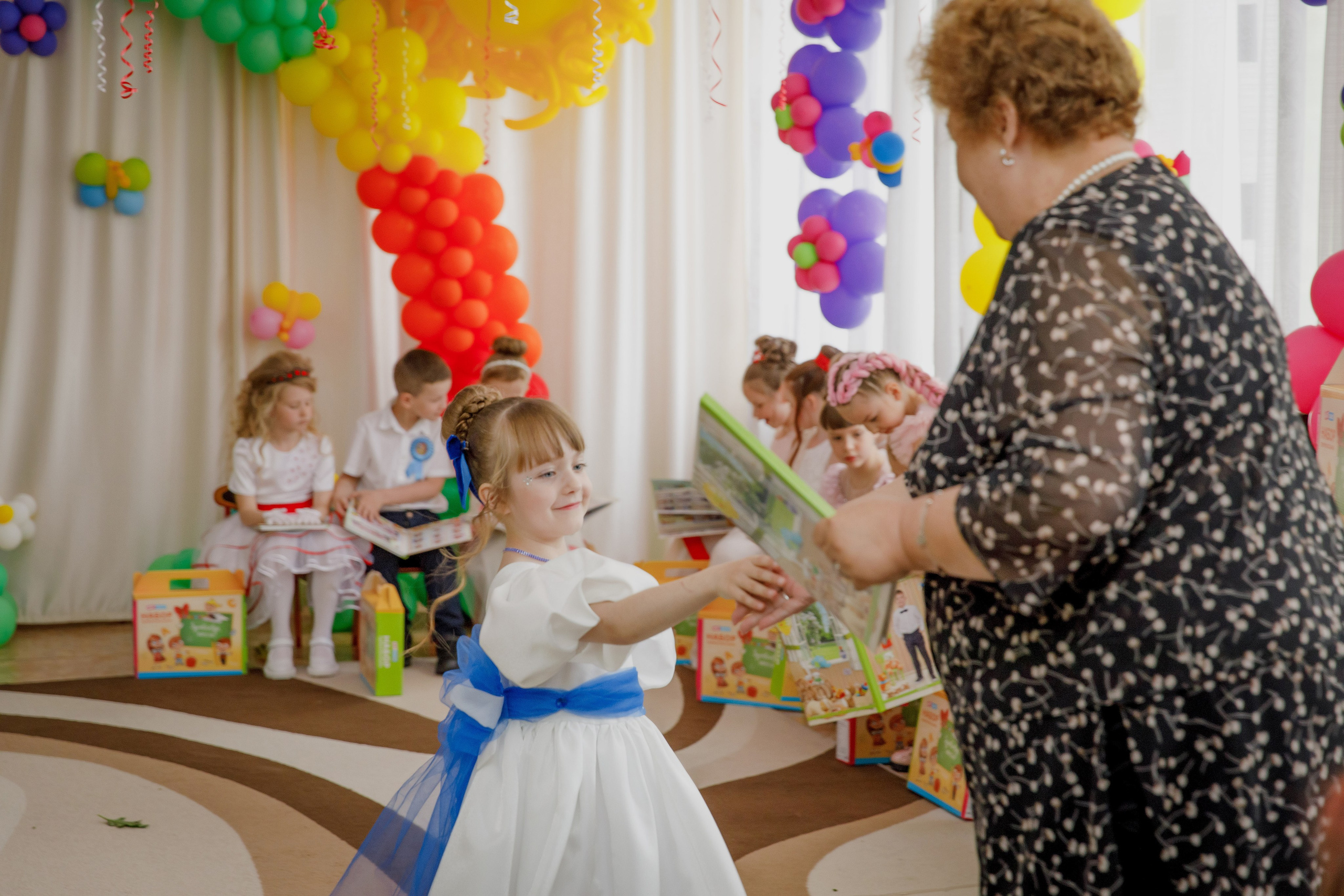 Выпускной ДС 23. Photoalbum-vl.ru