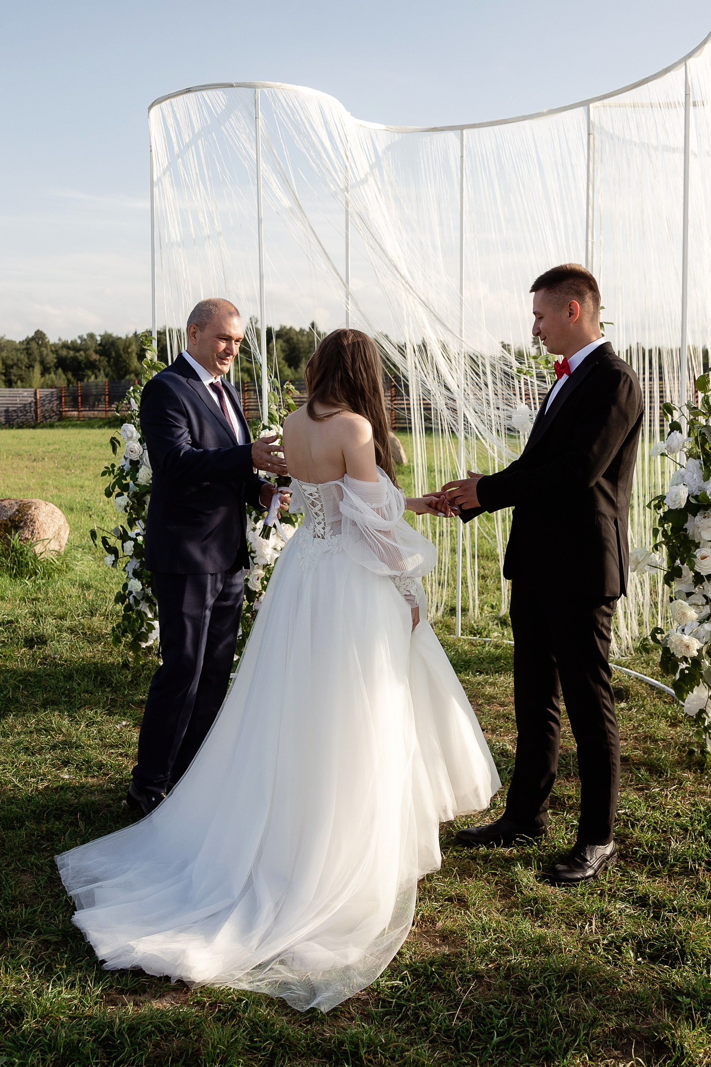 Юля и Александр. Свадебный и семейный фотограф Татьяна Ласкина в Великом Новгороде