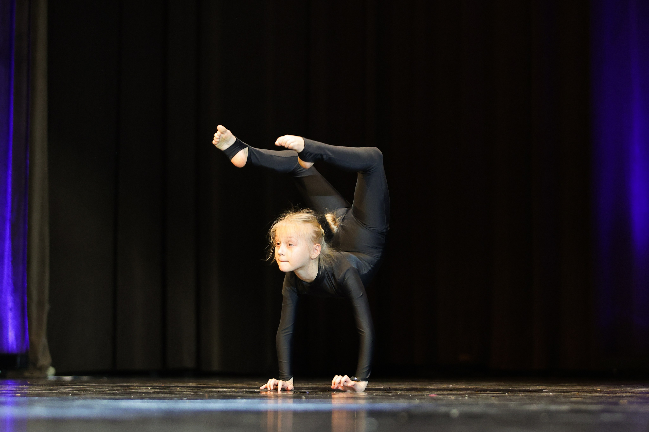 LevelUp Kids 2025. Портретный Фотограф Александр «Konevtsoph» В Санкт-Петербурге