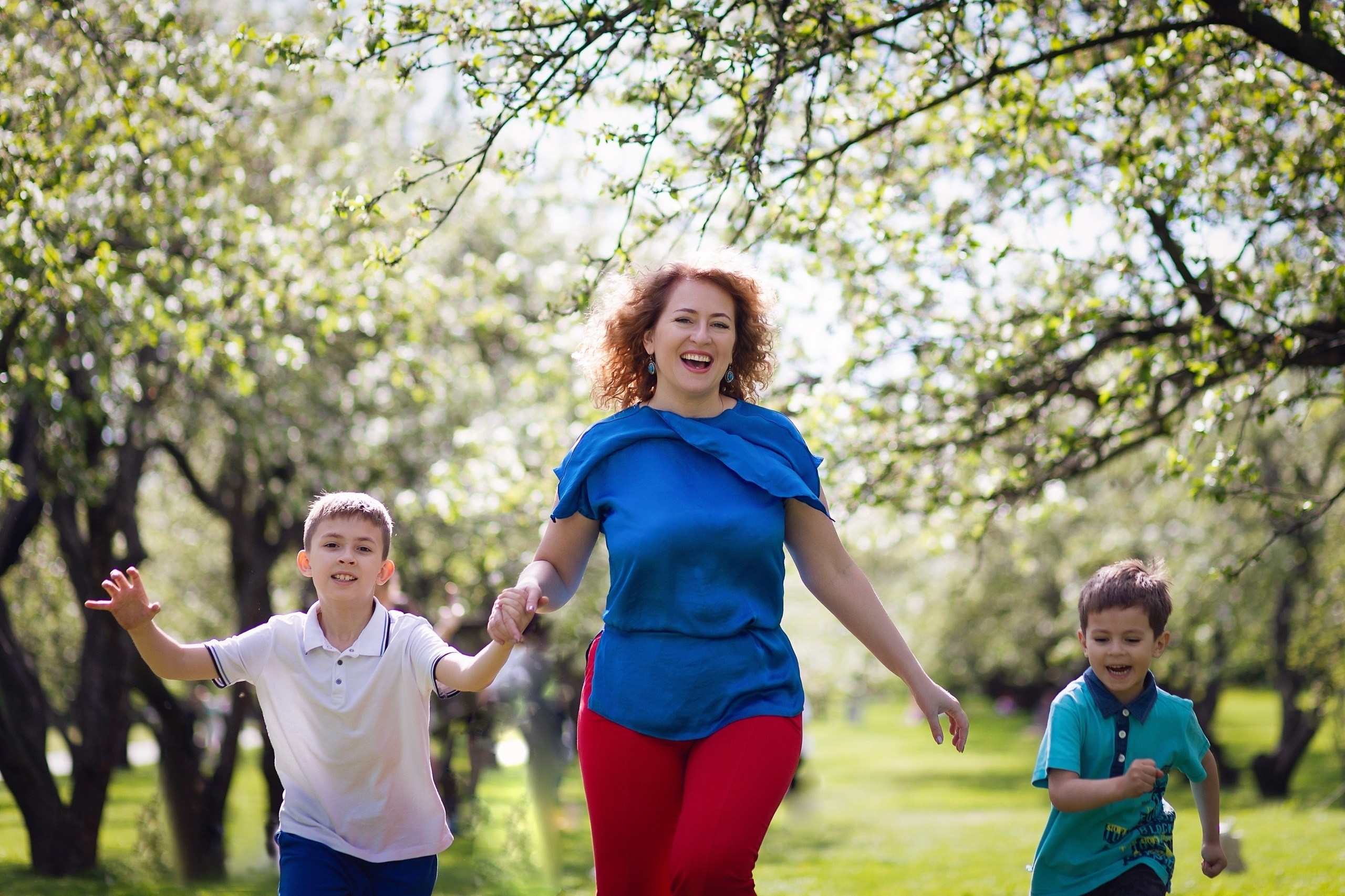 Фотосессия в цветущих садах. ФОТОГРАФ НА ГОДИК, БЕРЕМЕННОСТИ, НОВОРОЖДЕННЫХ, КРЕЩЕНИЯ МОСКВА
