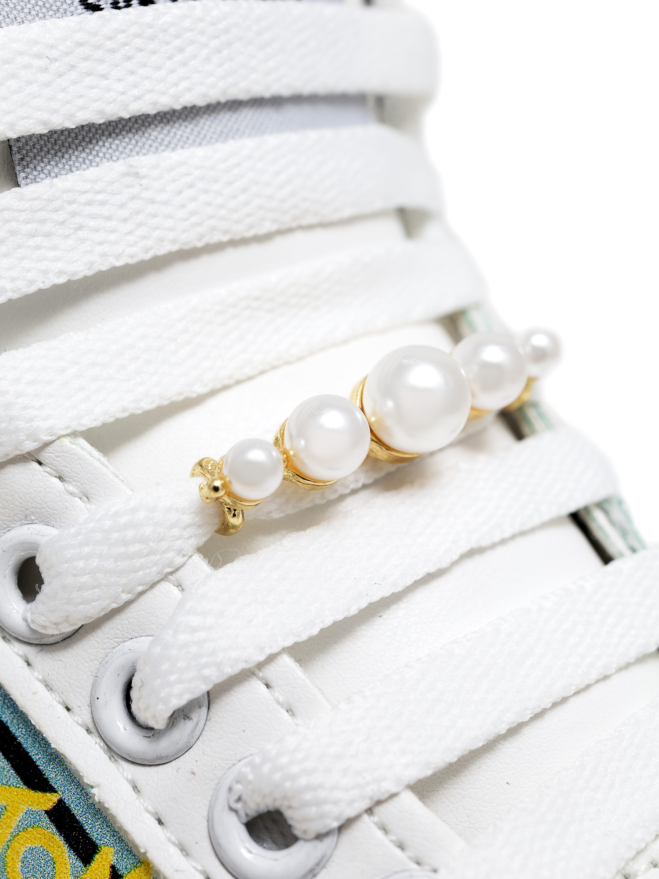 Украшения для шнурков. Ирина Мезенцева | Женский и предметный фотограф | г. Омск