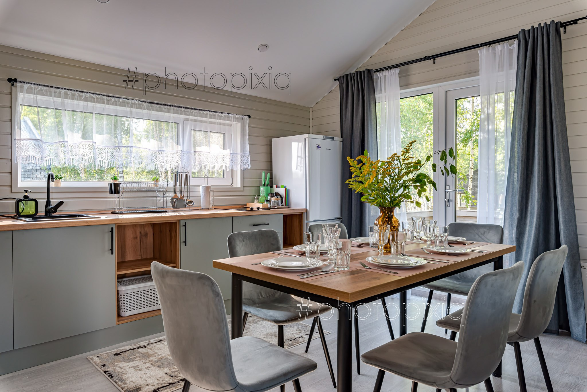 Съёмка загородного дома в КП Грин Лаундж для аренды. Интерьерная съёмка и виртуальные туры — Интерьерный фотограф Кузнецов Сергей (photopixiq)