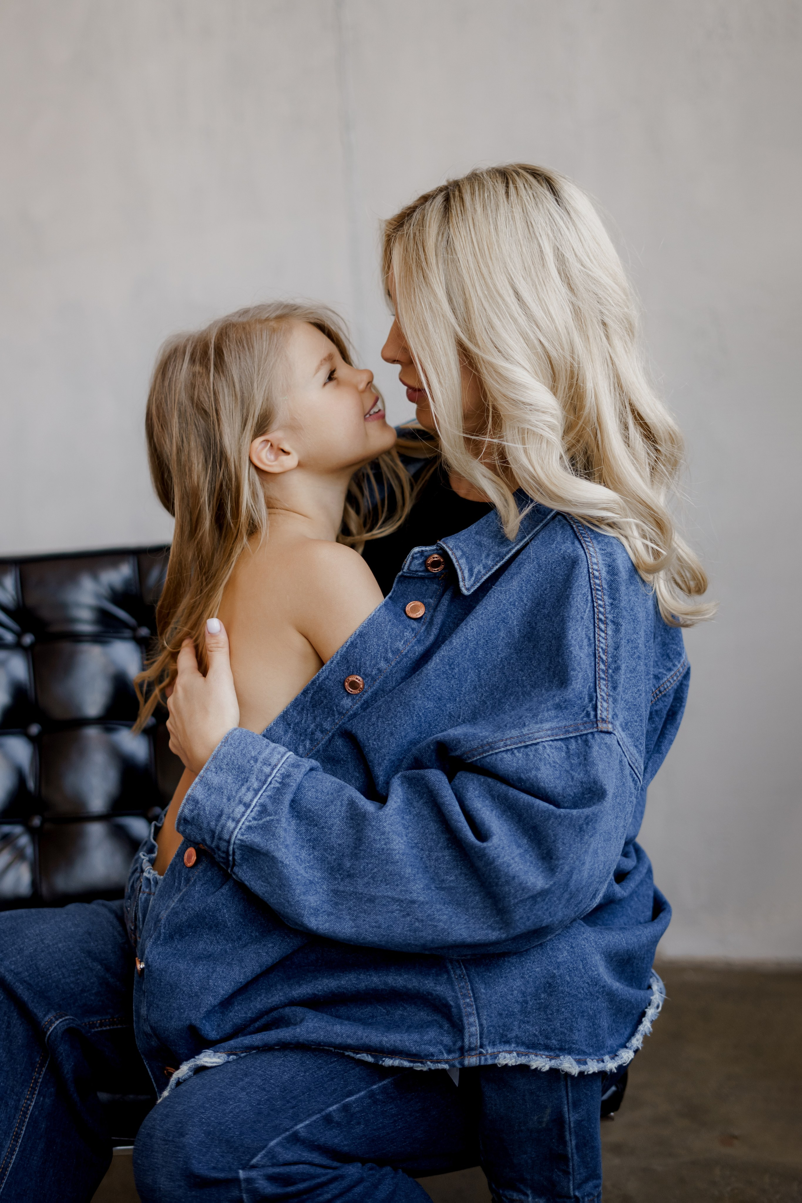 Юля и Злата. Фотограф Валерия Крахмалева