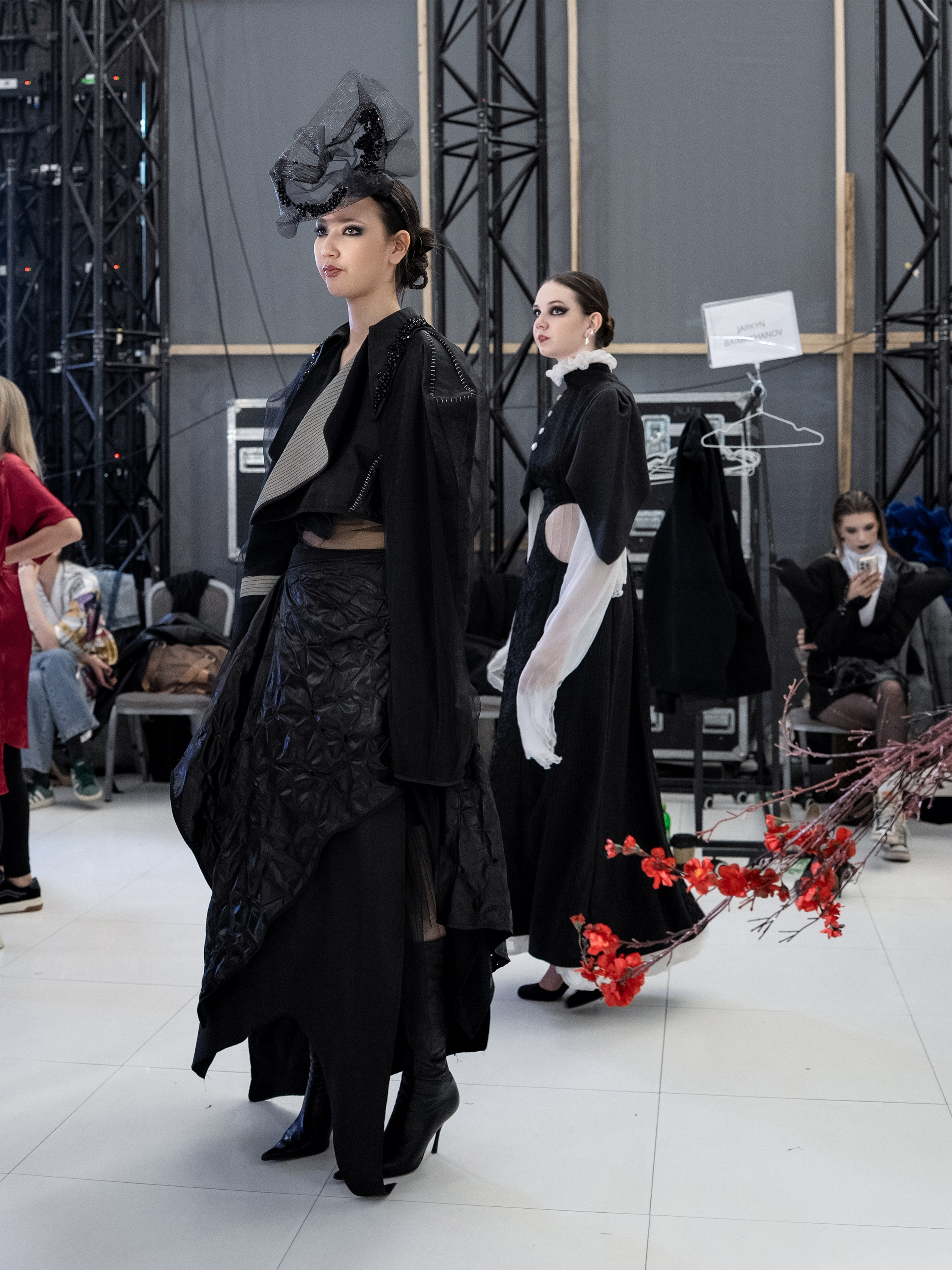 Backstage Day 2. Сайт Алматинского НЮ АРТ, будуар и фэшн фотографа Дениса Карпенко