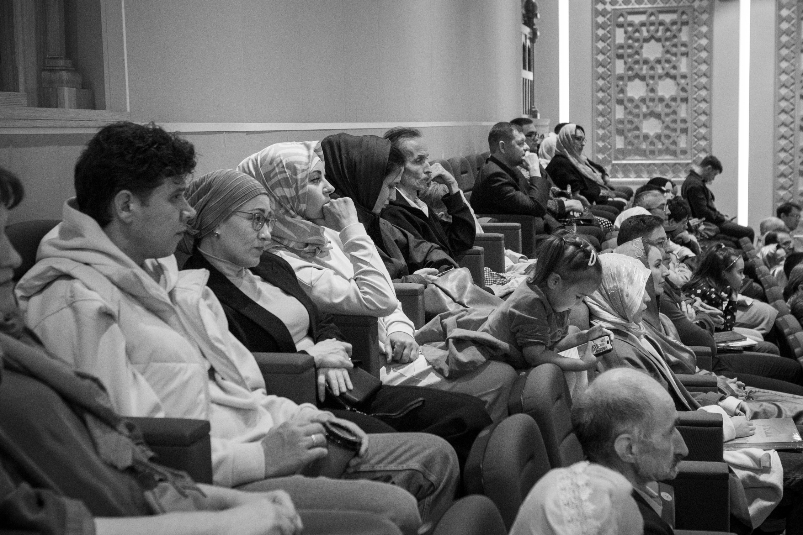 Репортаж с презентации книги — «Москва: город вязевый». Рекламный, предметный, репортажный, семейный фотограф и художник в Москве