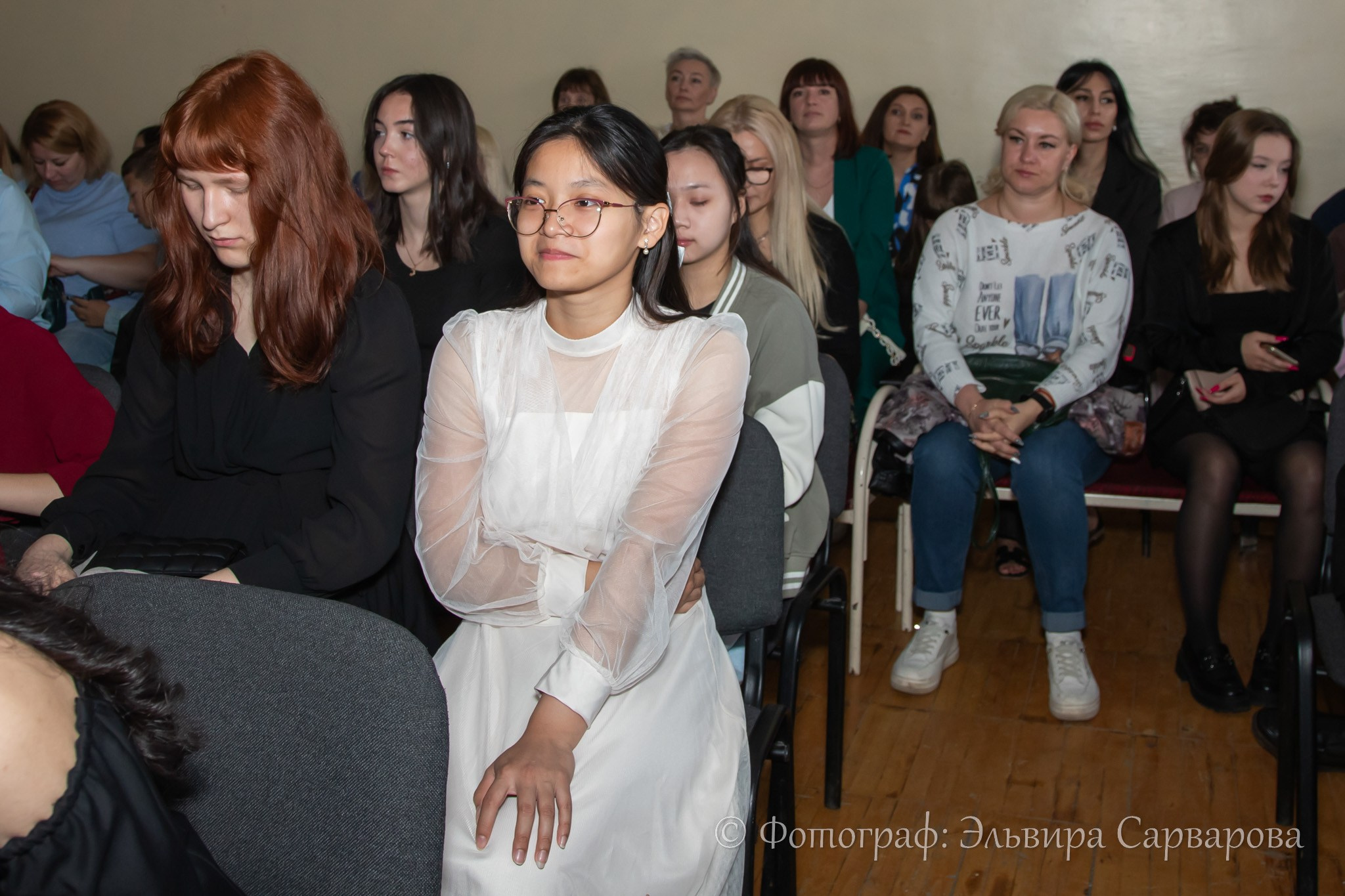 Вручение аттестатов 9 класс. Репортажный Фотограф