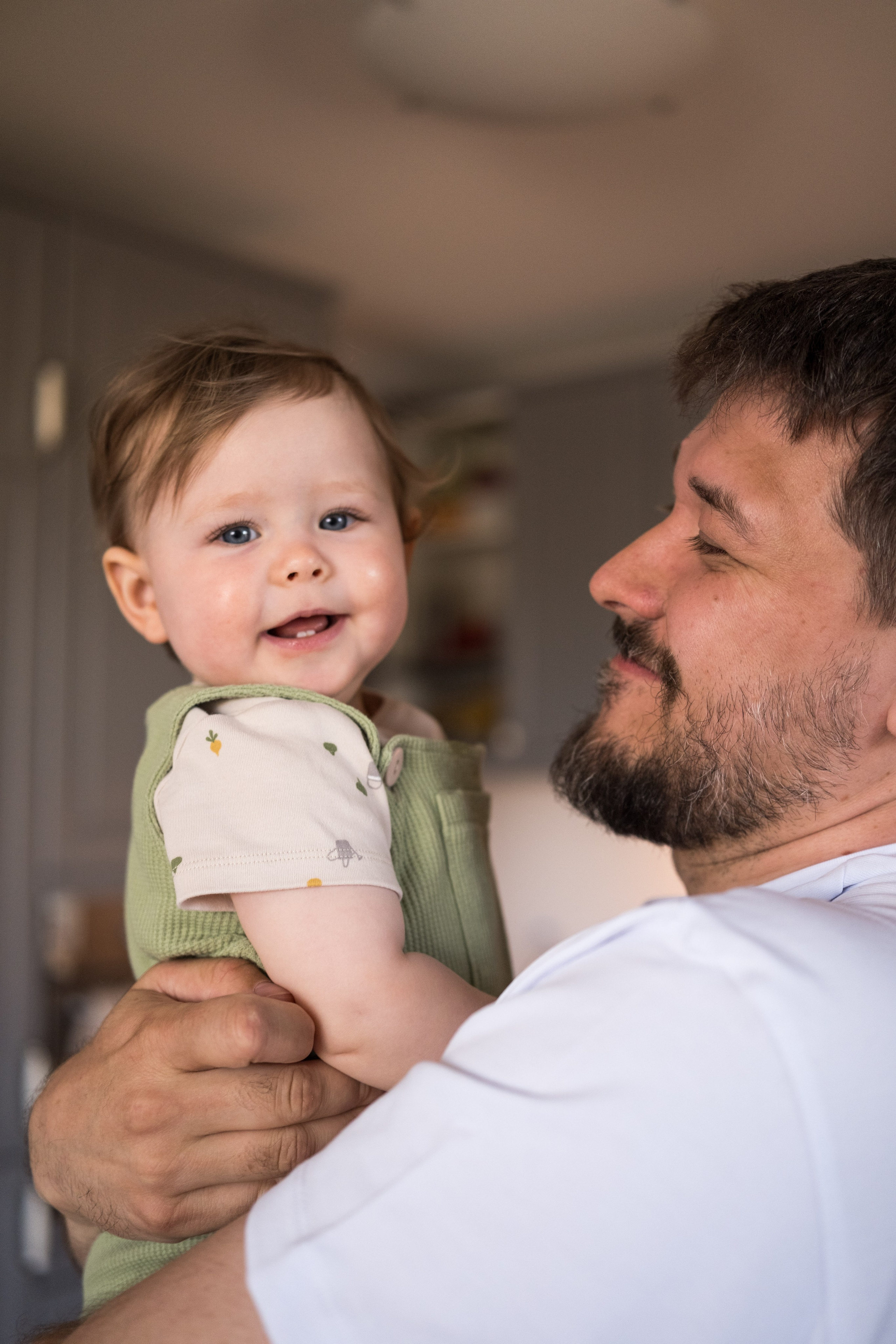 Семейный ремонт. Семейный детский ньюборн фотограф в Москве Марта Петрова