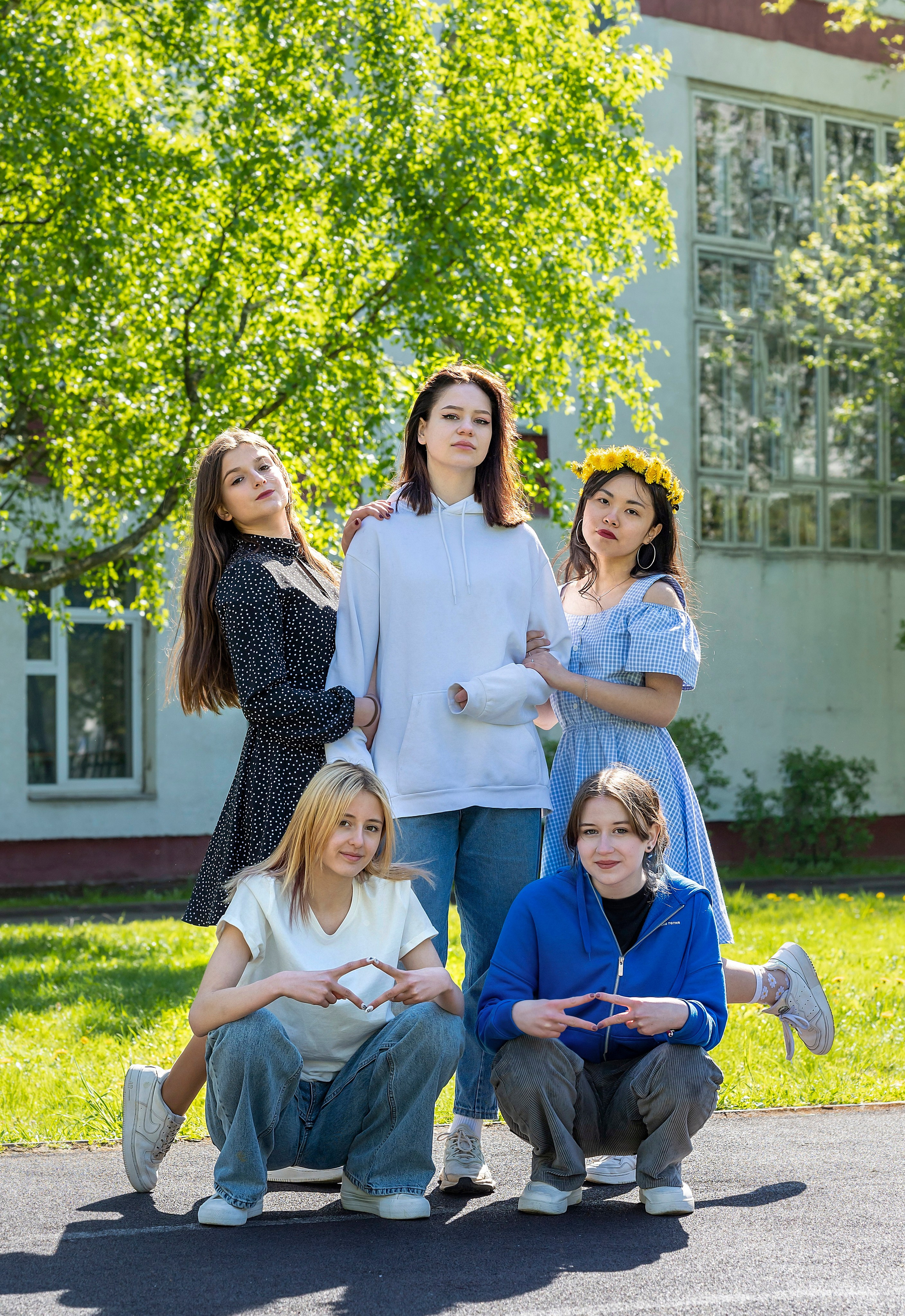 Фотосессия в классе и на территории школы. 9-И класс школа 1413. Детский и семейный фотограф г. Москва Оксана Катаджи