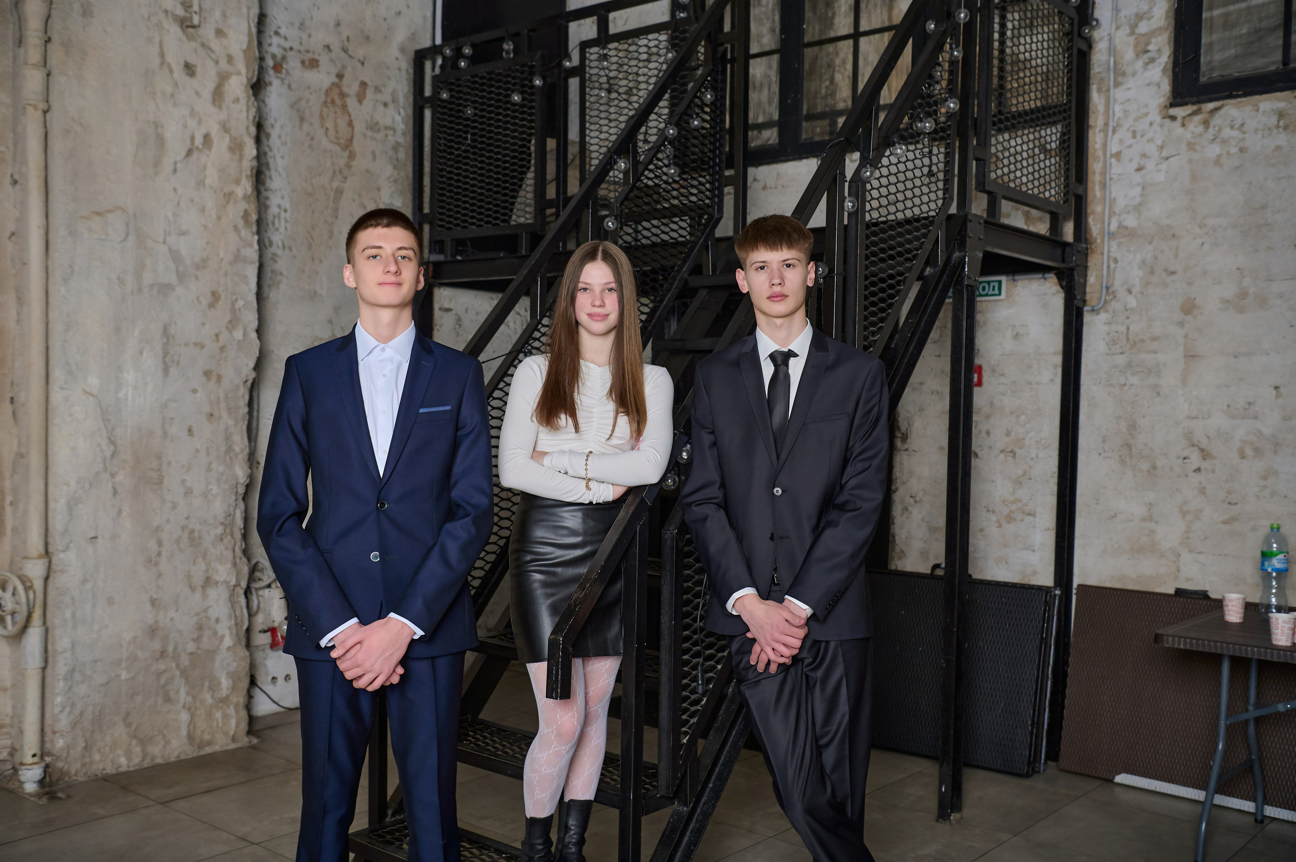 Пример фото выпускников в студии. Детский и семейный фотограф г. Москва Оксана Катаджи