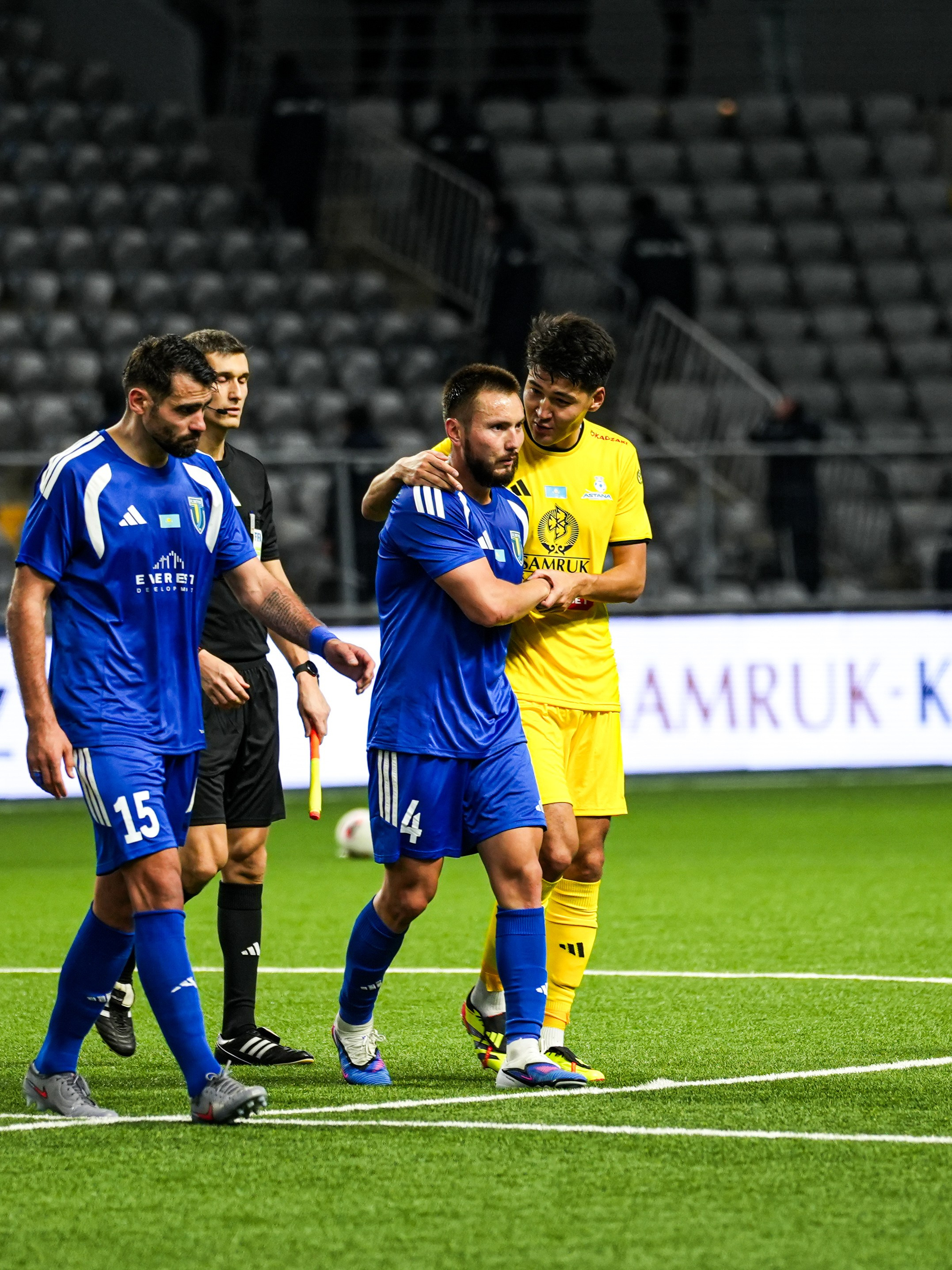 FC ASTANA. Здравствуйте Меня зовут Берден Ансар, Я профессиональный фотограф