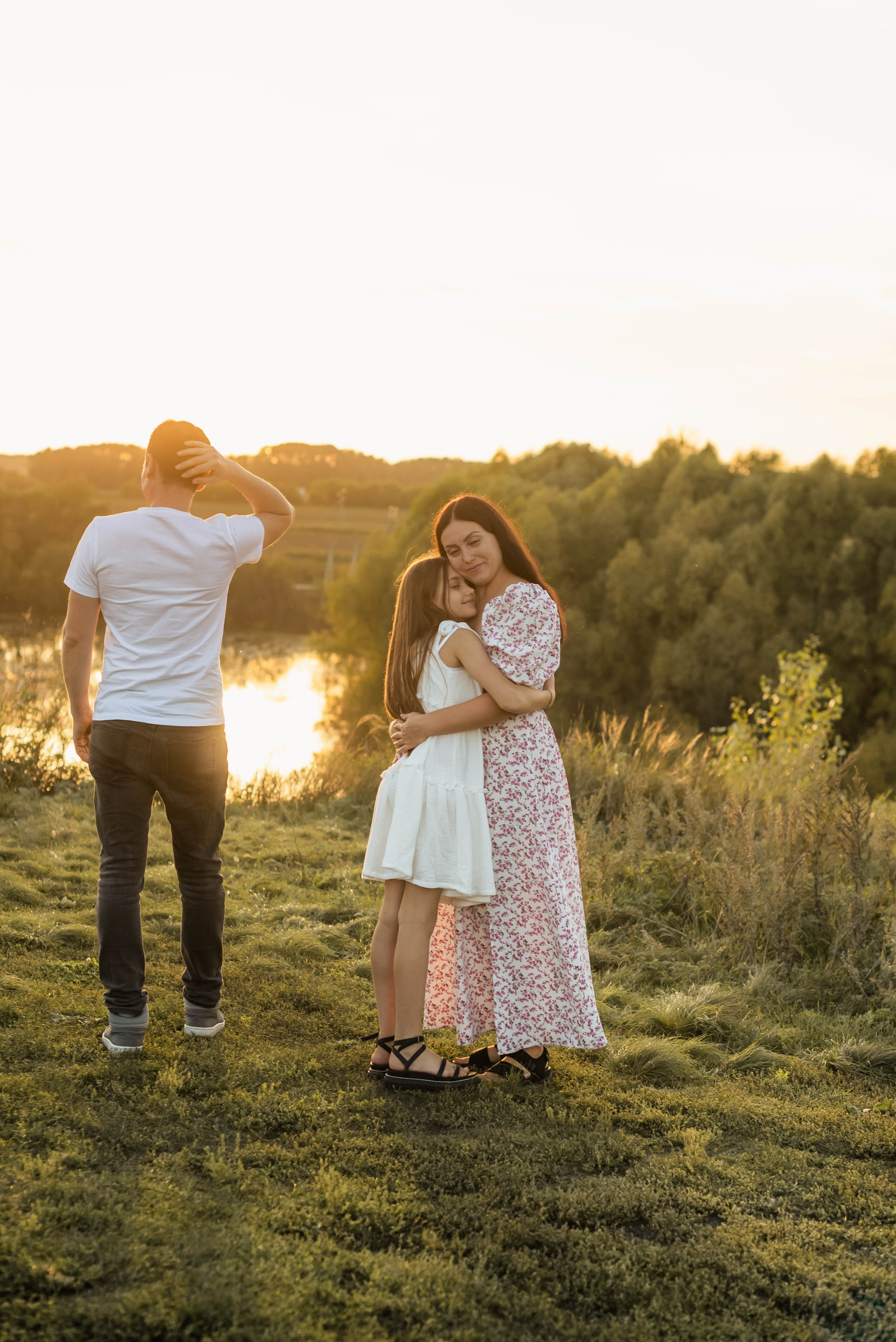 Закат в августе в шубке лисы. Свадебный и семейный фотограф в Новосибирске, Санкт-Петербурге, Москве