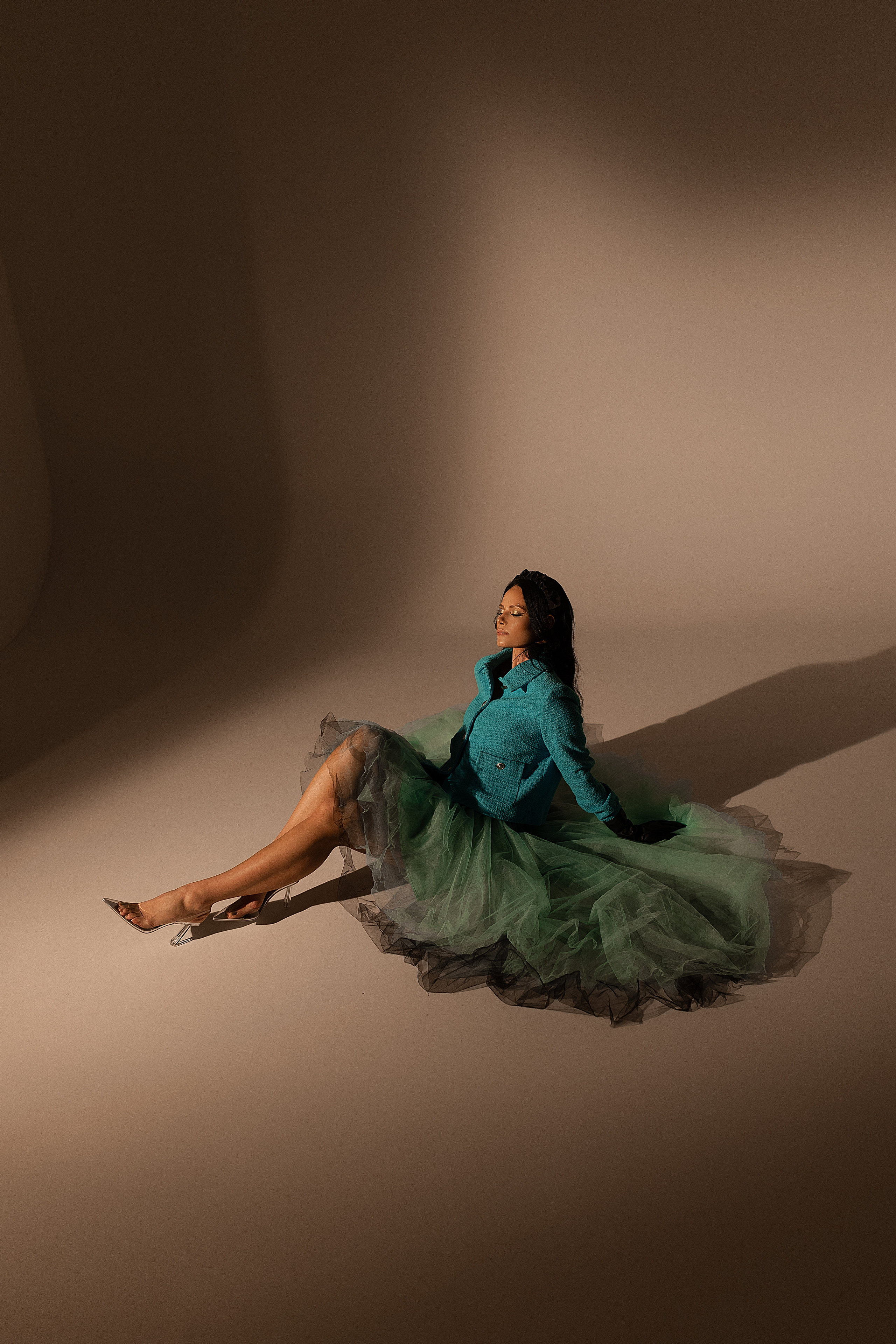 Анна студия Prizma. Женский фотограф в Екатеринбурге Марина Логинова