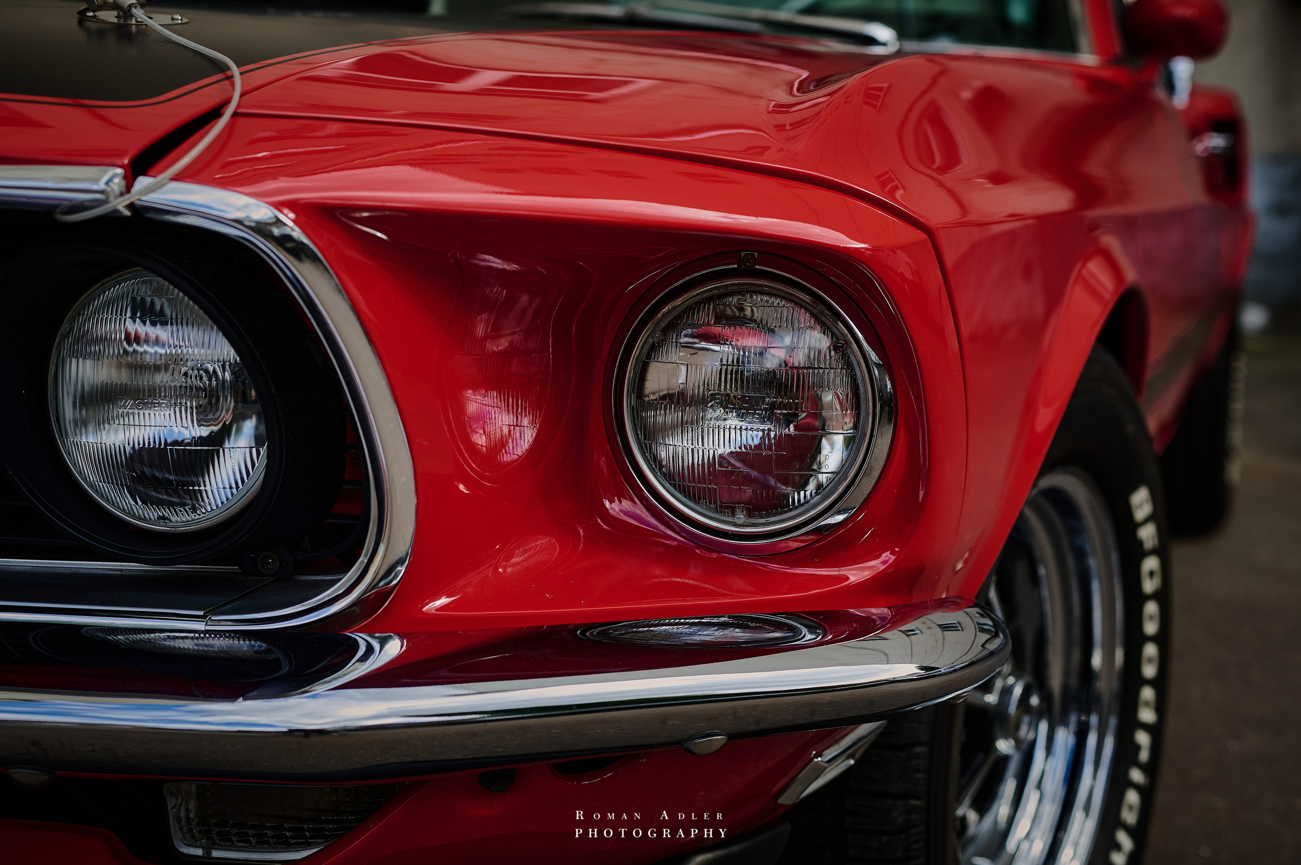 这辆红色1969年Mustang Mach 1