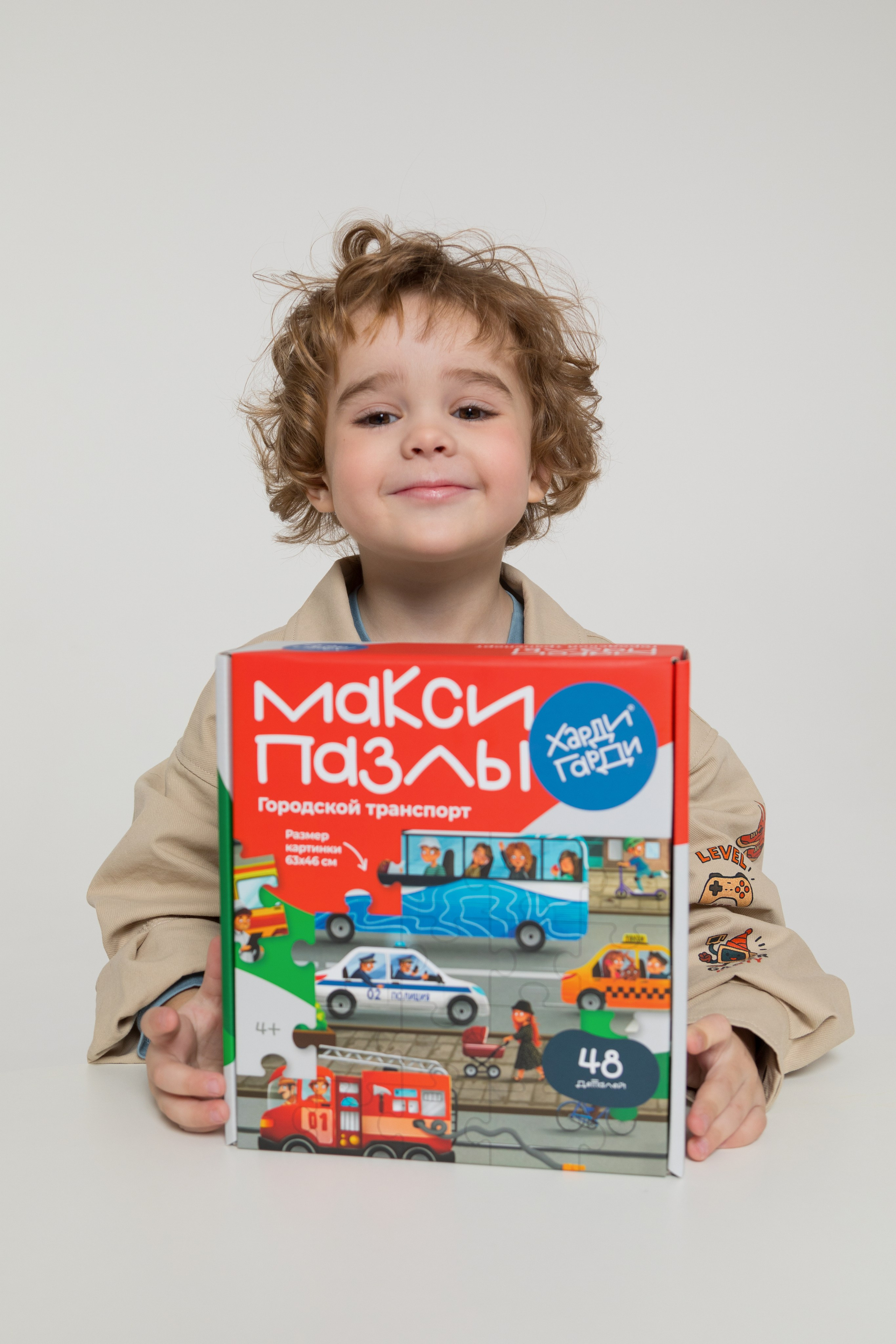Имиджевая и каталожная съёмка для бренда детских пазлов. Детский и контент фотограф Надя Волкова Санкт-Петербург
