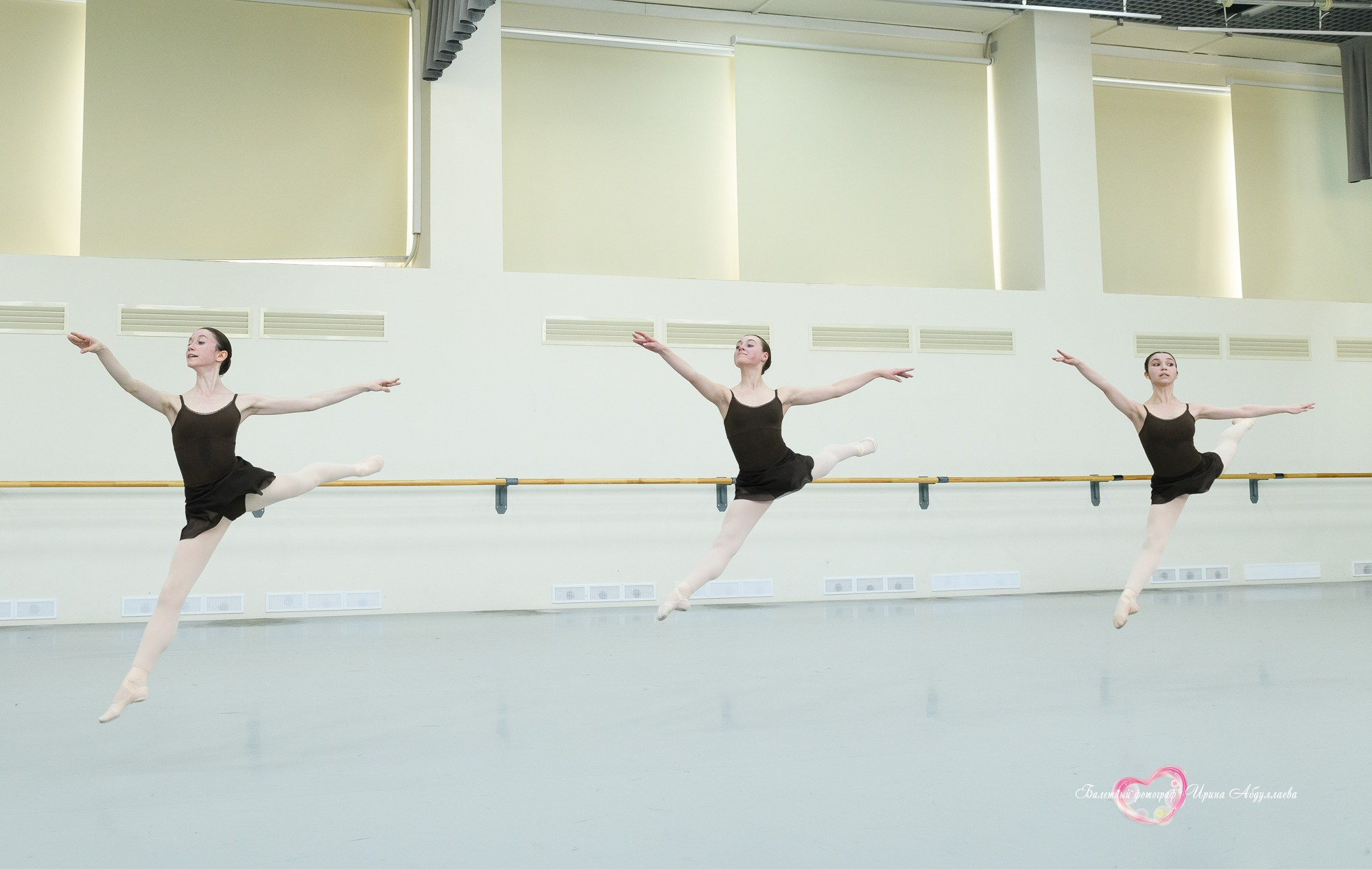 Госэкзамен выпускников МГХУ им. Лавровского — Девочки — 2025 г