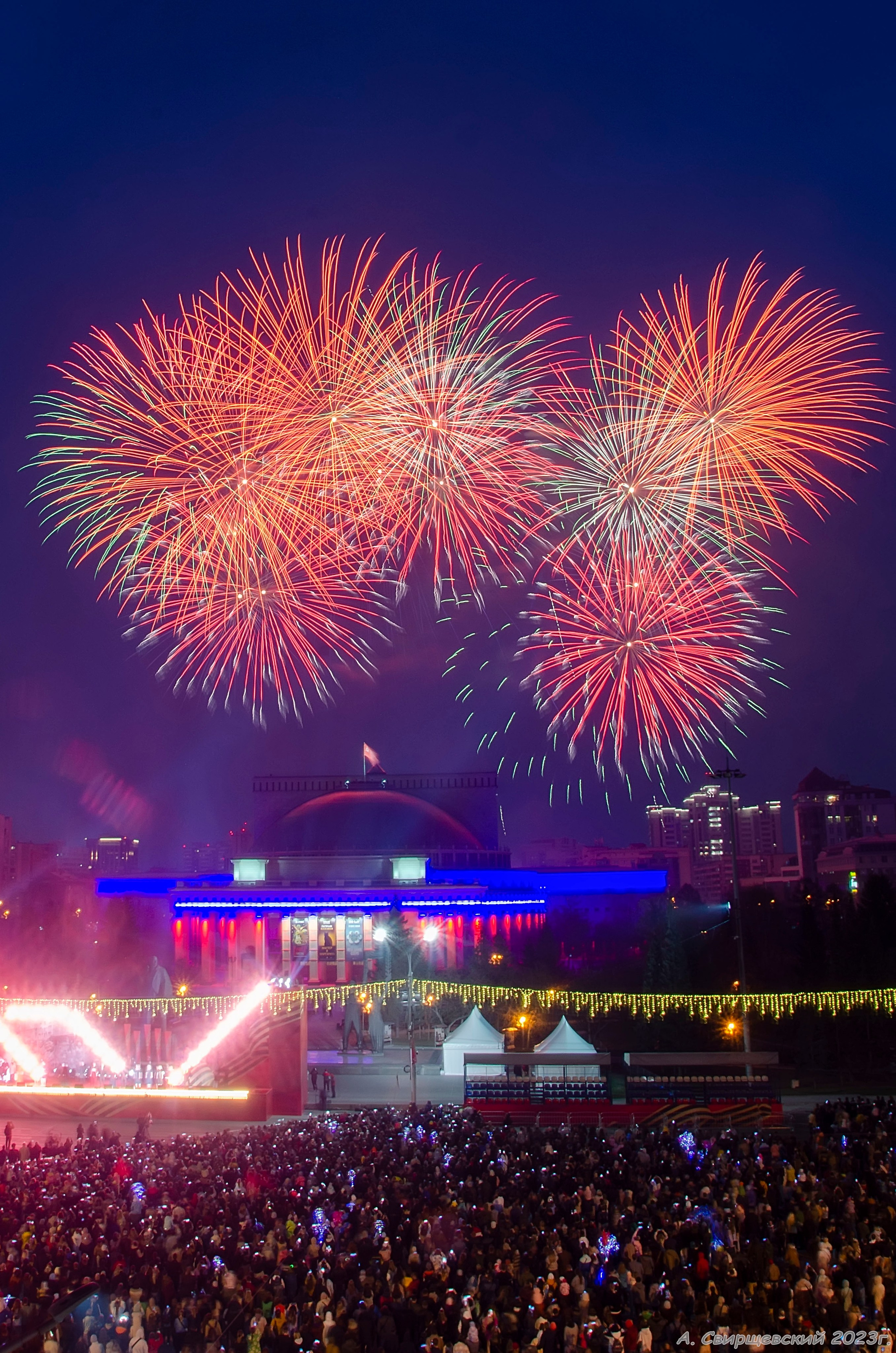 Город. Пейзаж. Природа. Салют. Репортажный и детский фотограф в Новосибирске