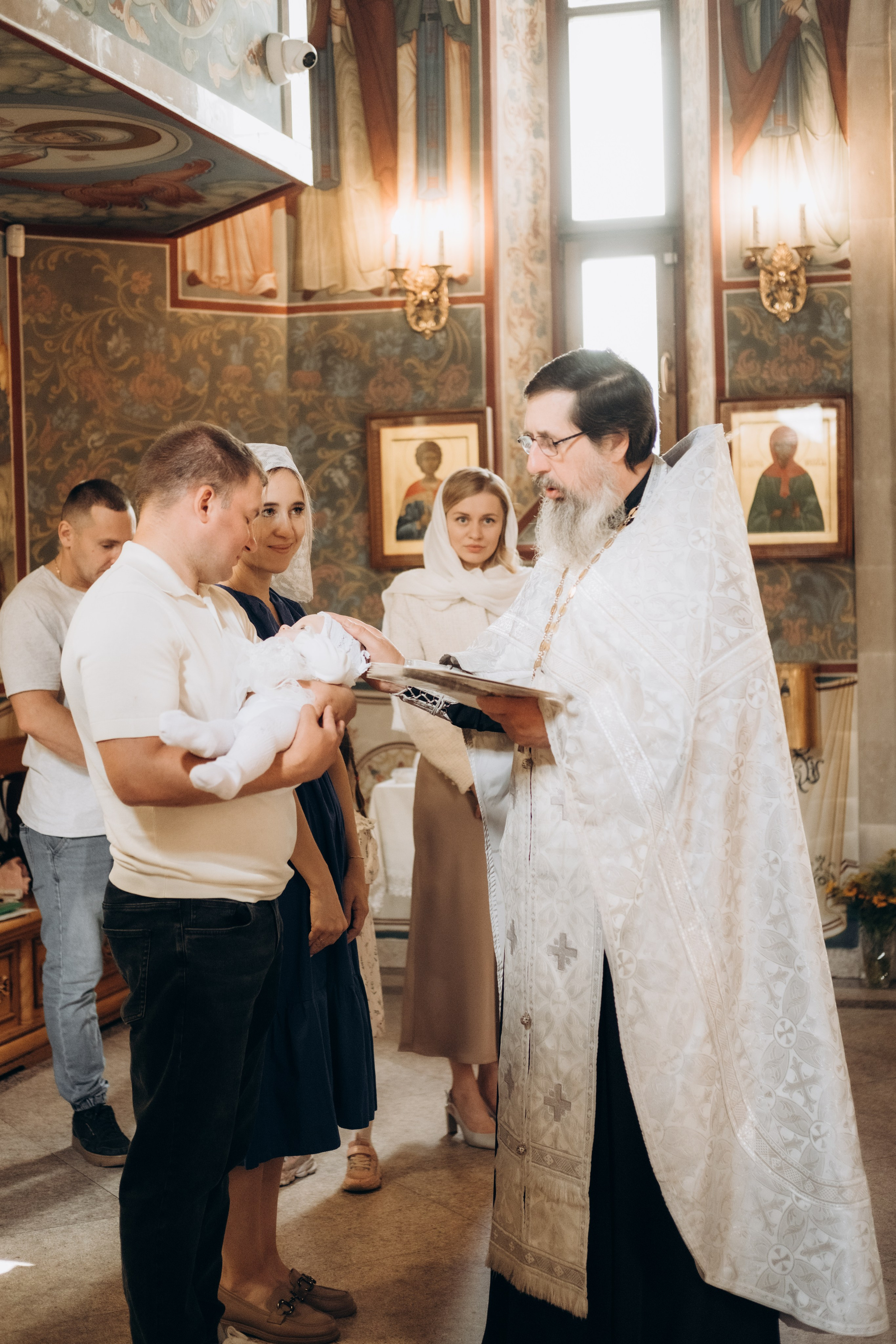 Крещение в Храме Введения во Храм ПресвятойБогородицы. Главная