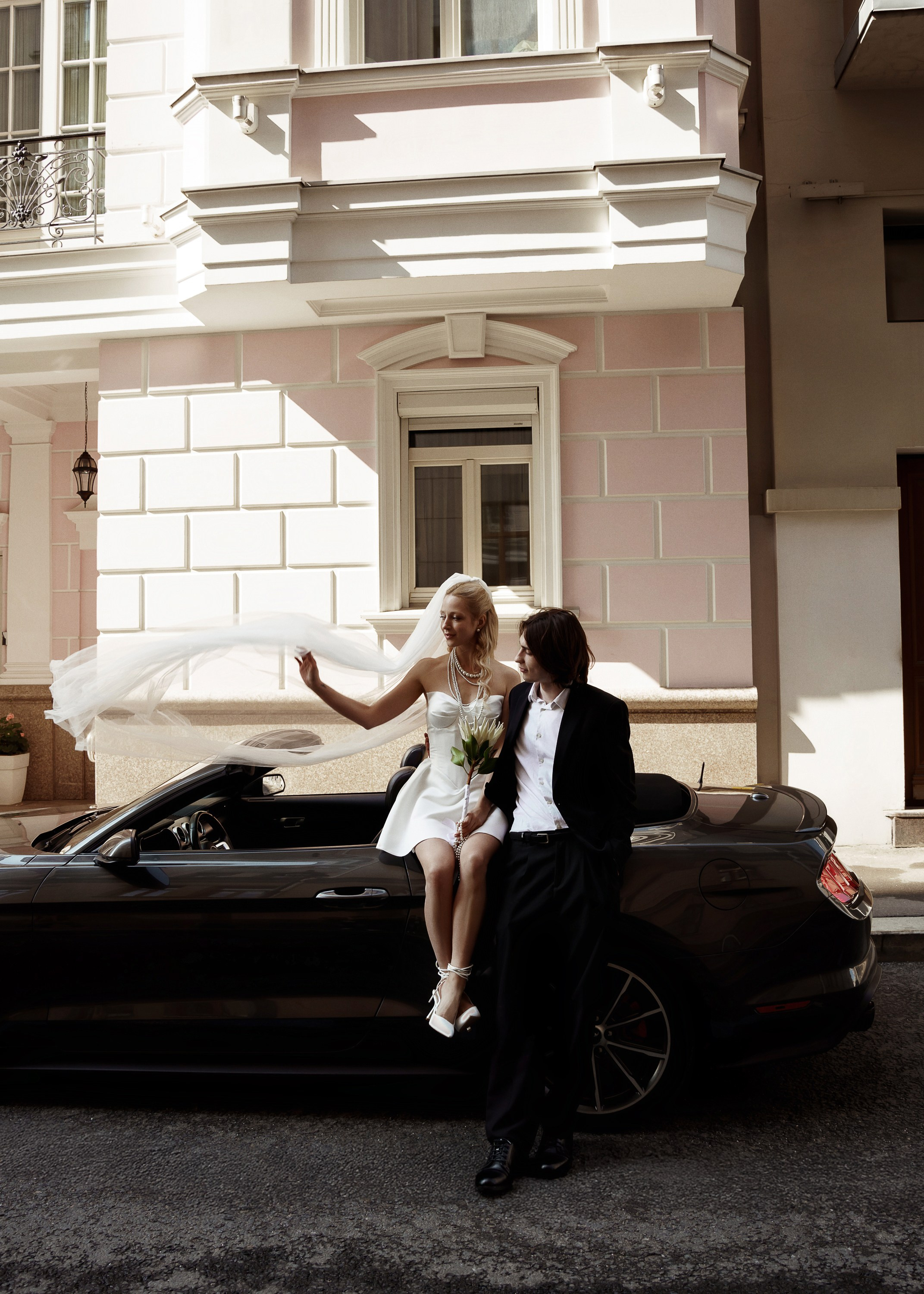 КАБРИОЛЕТ. Женский портрет