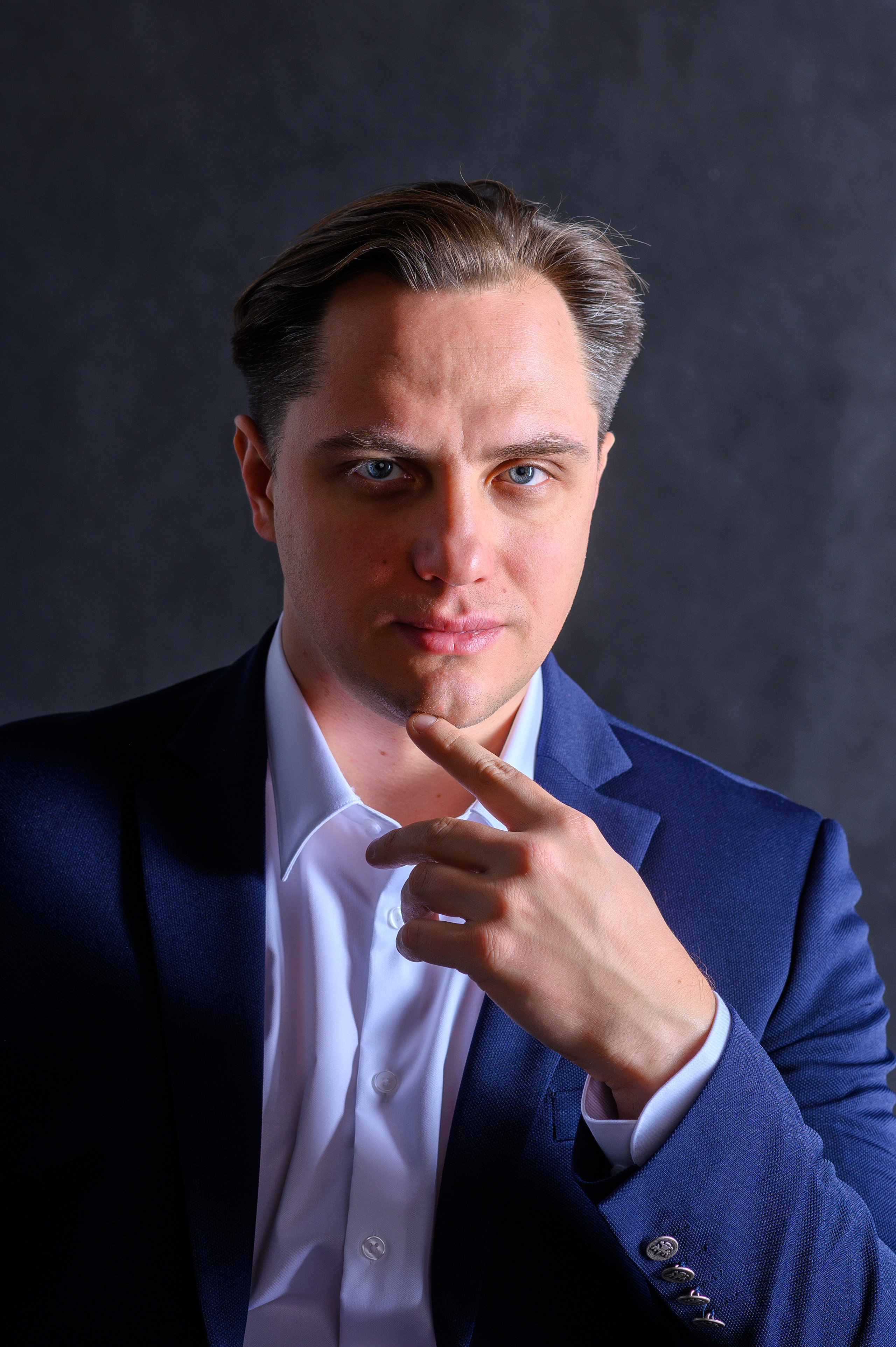 Бизнес портрет. Портретный, семейный, свадебный фотограф. Бизнес, контент съёмка. Тула