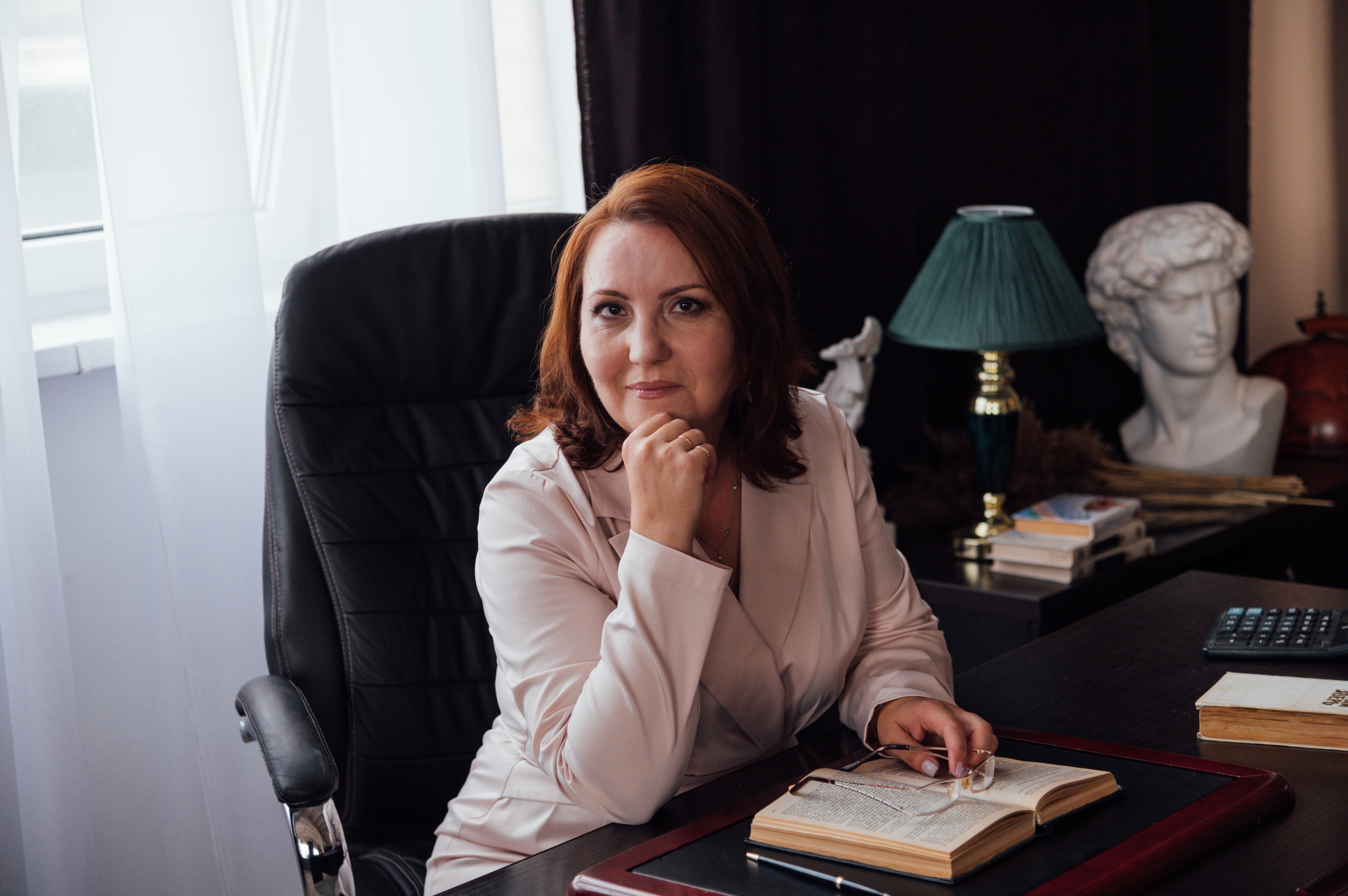 Бизнес портрет. Портретный, семейный, свадебный фотограф. Бизнес, контент съёмка. Тула