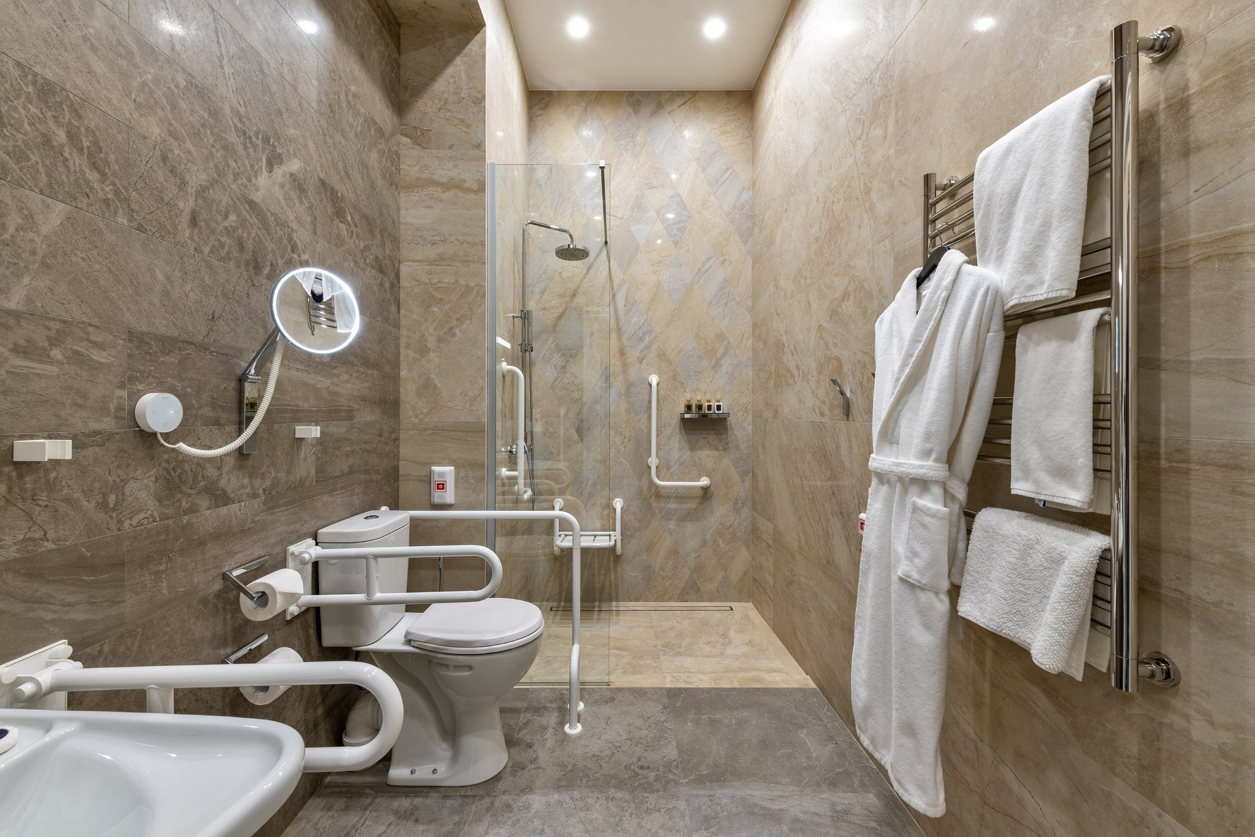 Отель «Ласточка» 5*. Фотосъёмка интерьеров и архитектуры гостиниц, промышленная съёмка