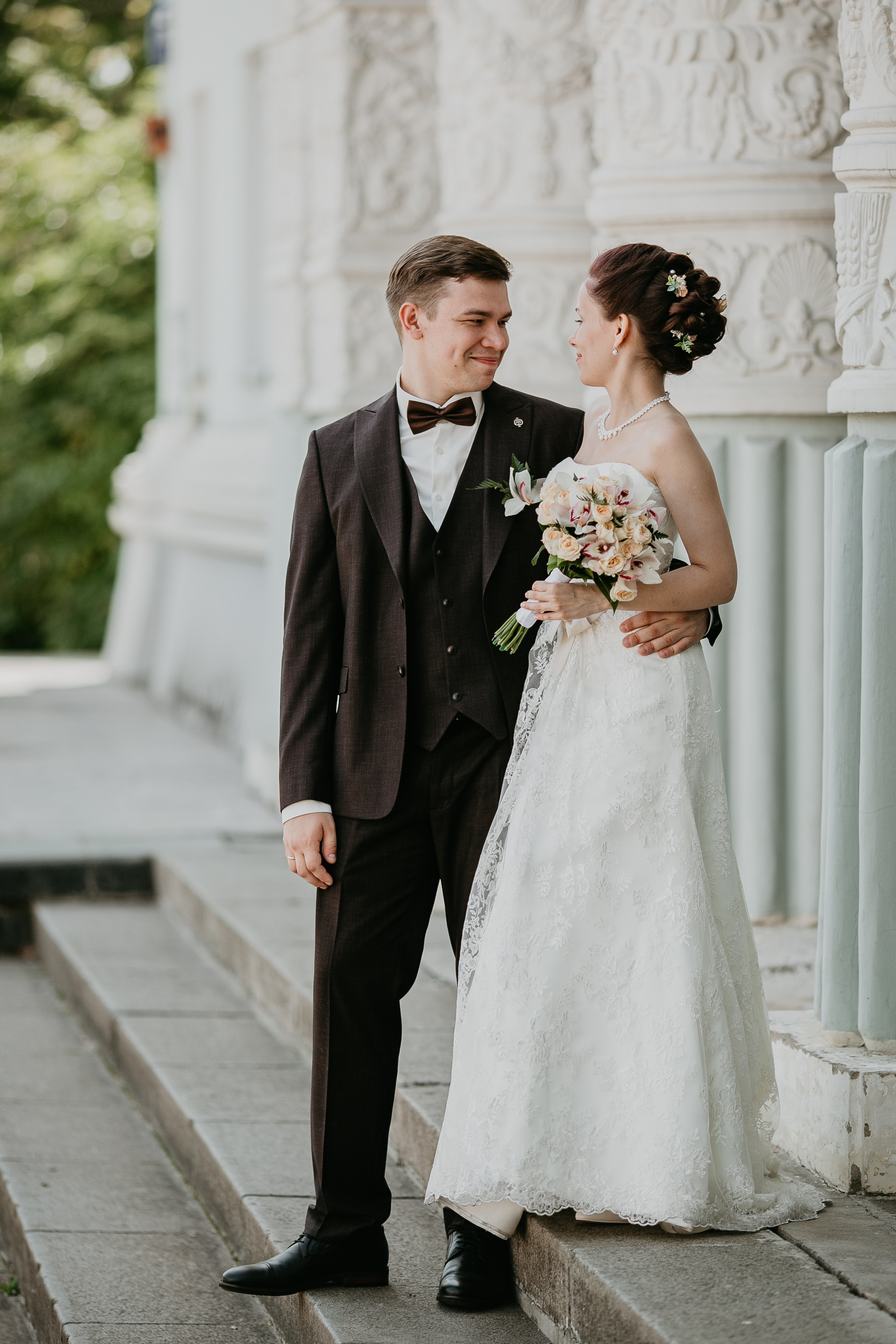 Свадебная прогулка ВДНХ. Фотограф Олеся Бакалина