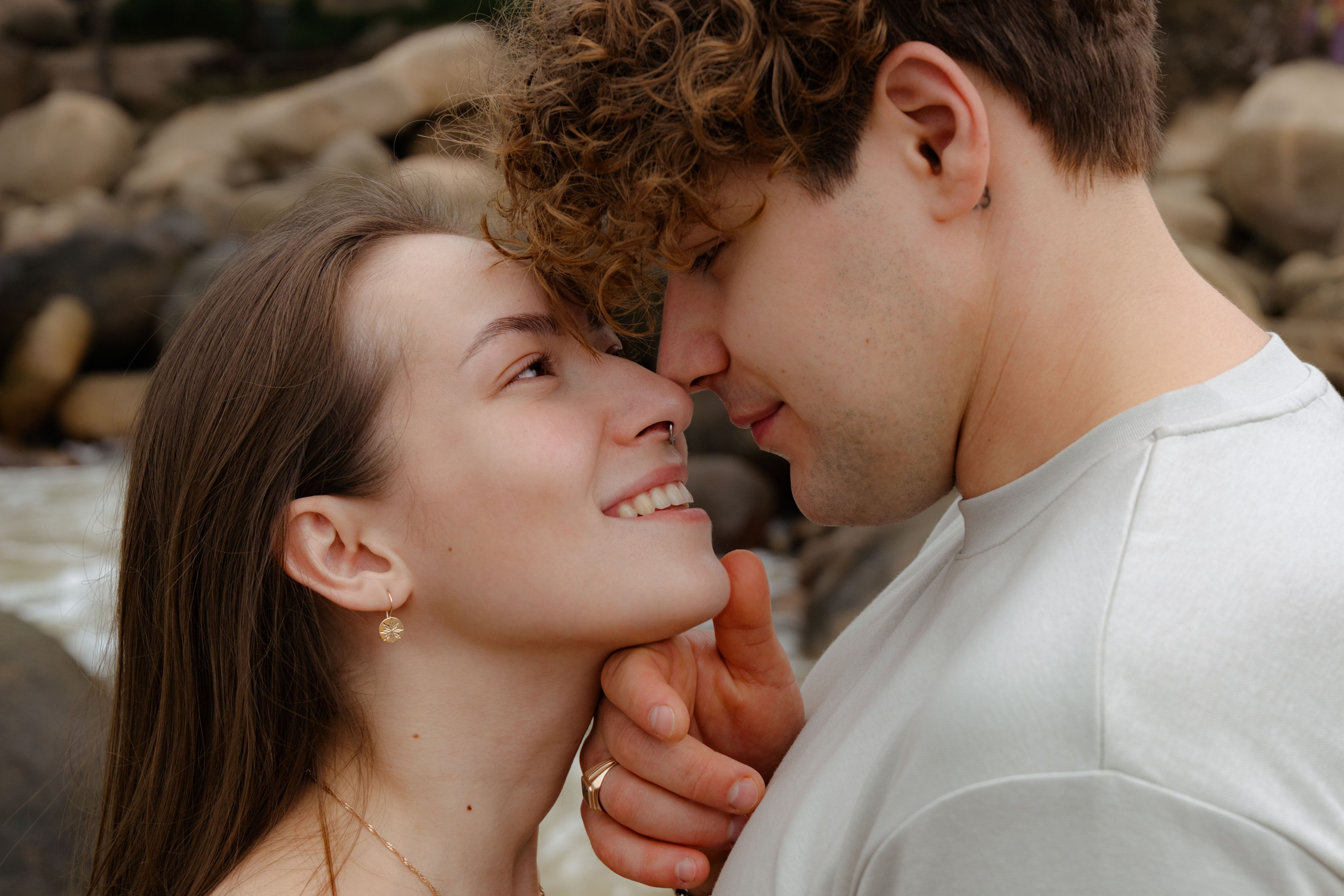 Tatiana and Denis. Rock Garden. Portrait photographer Nha Trang | Julia Meshanina