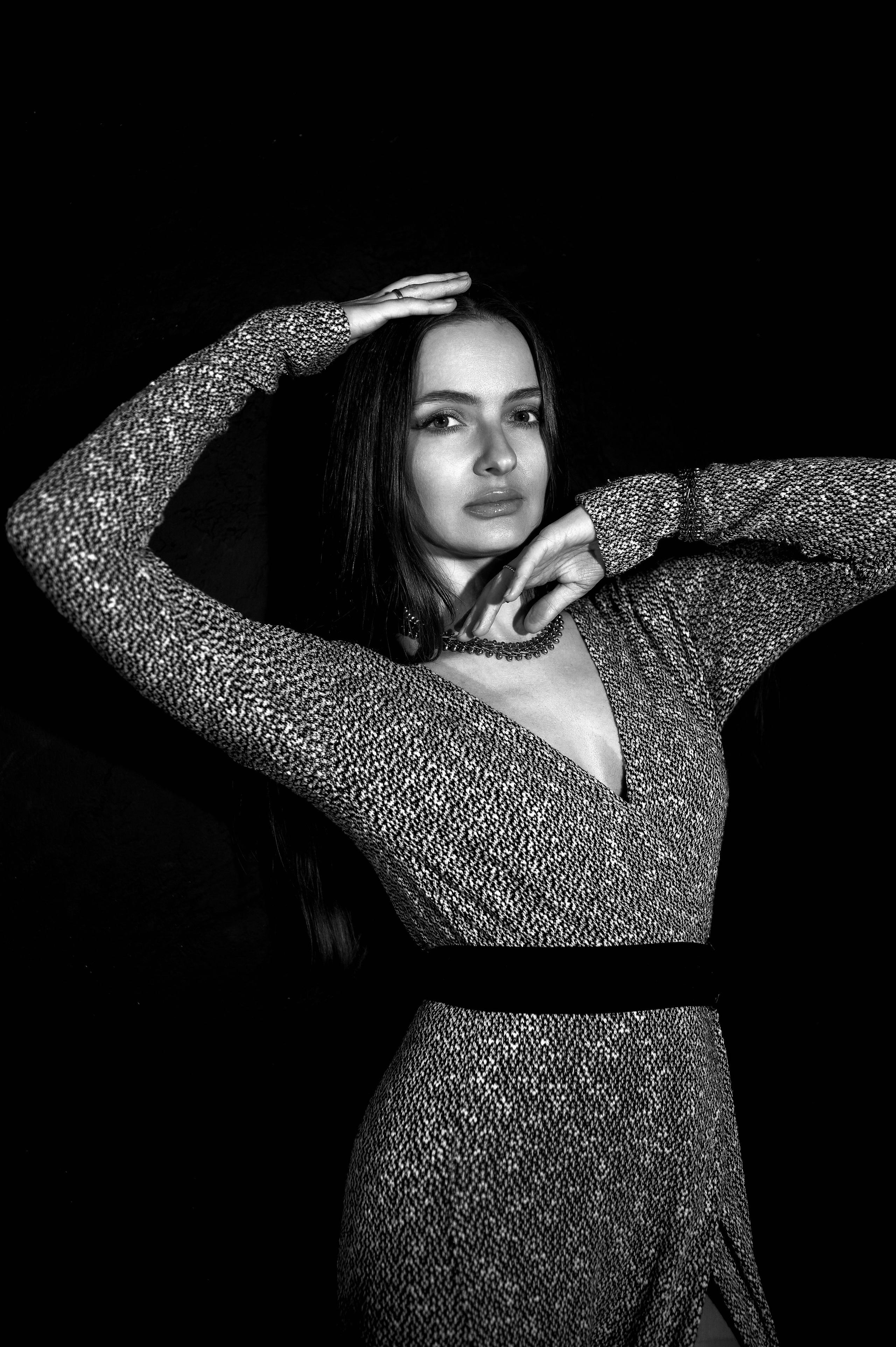 Фотографы 23.11.25. Портретный и будуарный фотограф в Воронеже. Игорь Бабичев