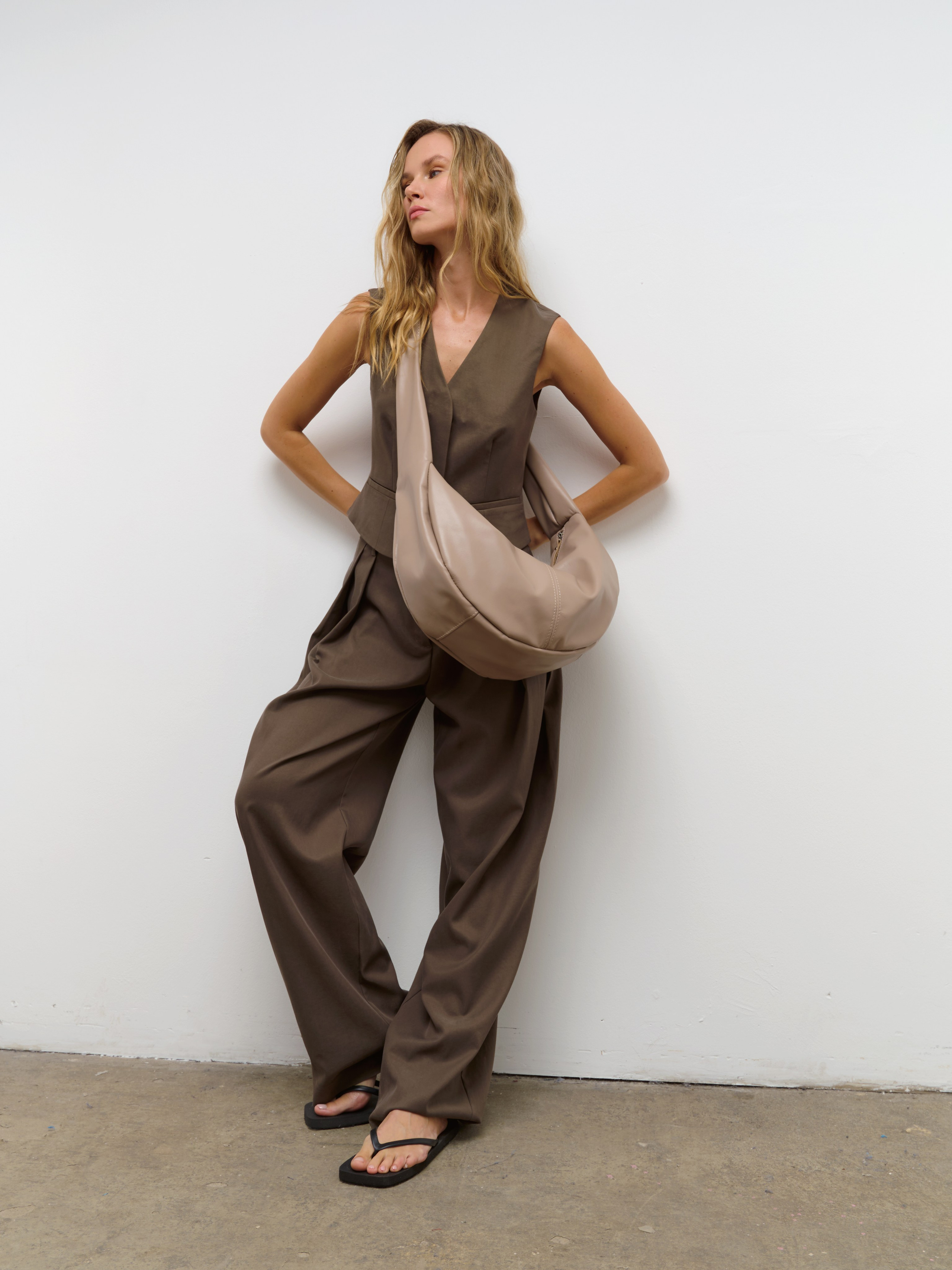 Каталог для бренда SHERWD. Fashion фотограф в Москве Ксения Чупрунова