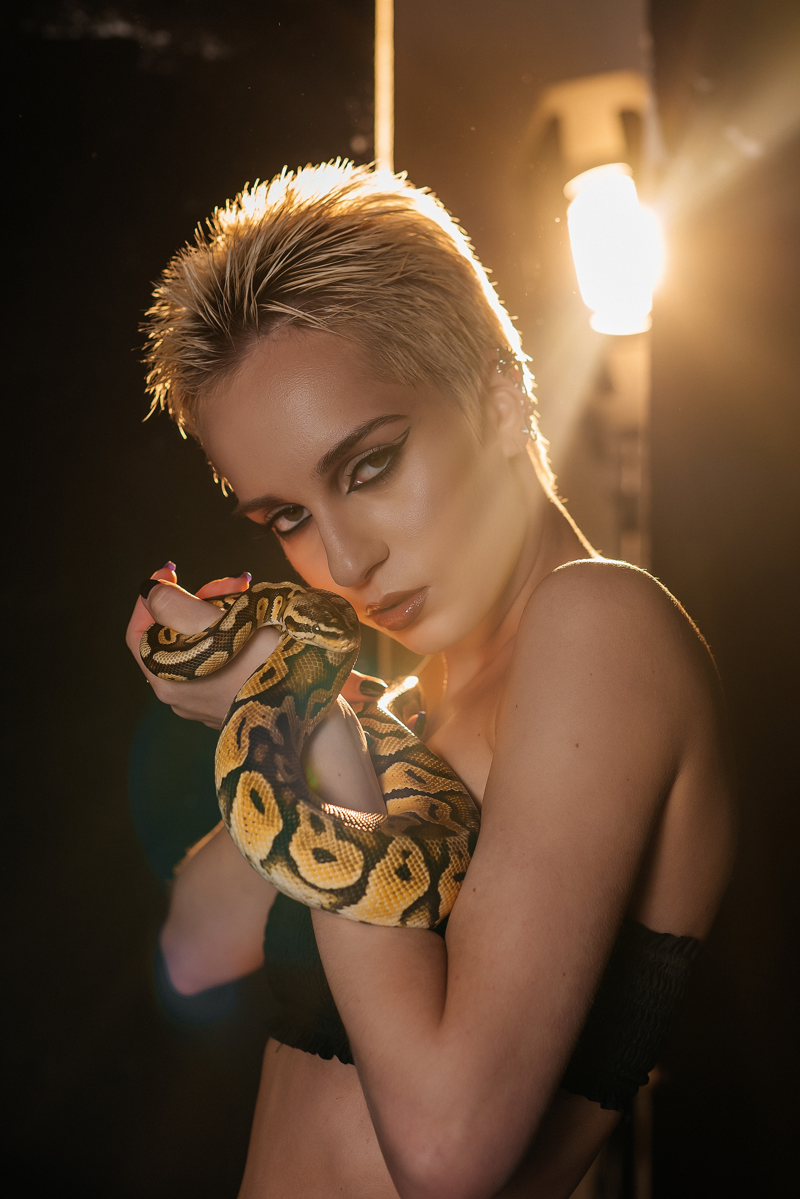 Съёмка со змеёй. Семейный, индивидуальный, контент фотограф Москва